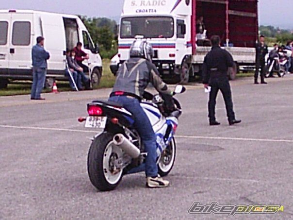 Photo 2449938