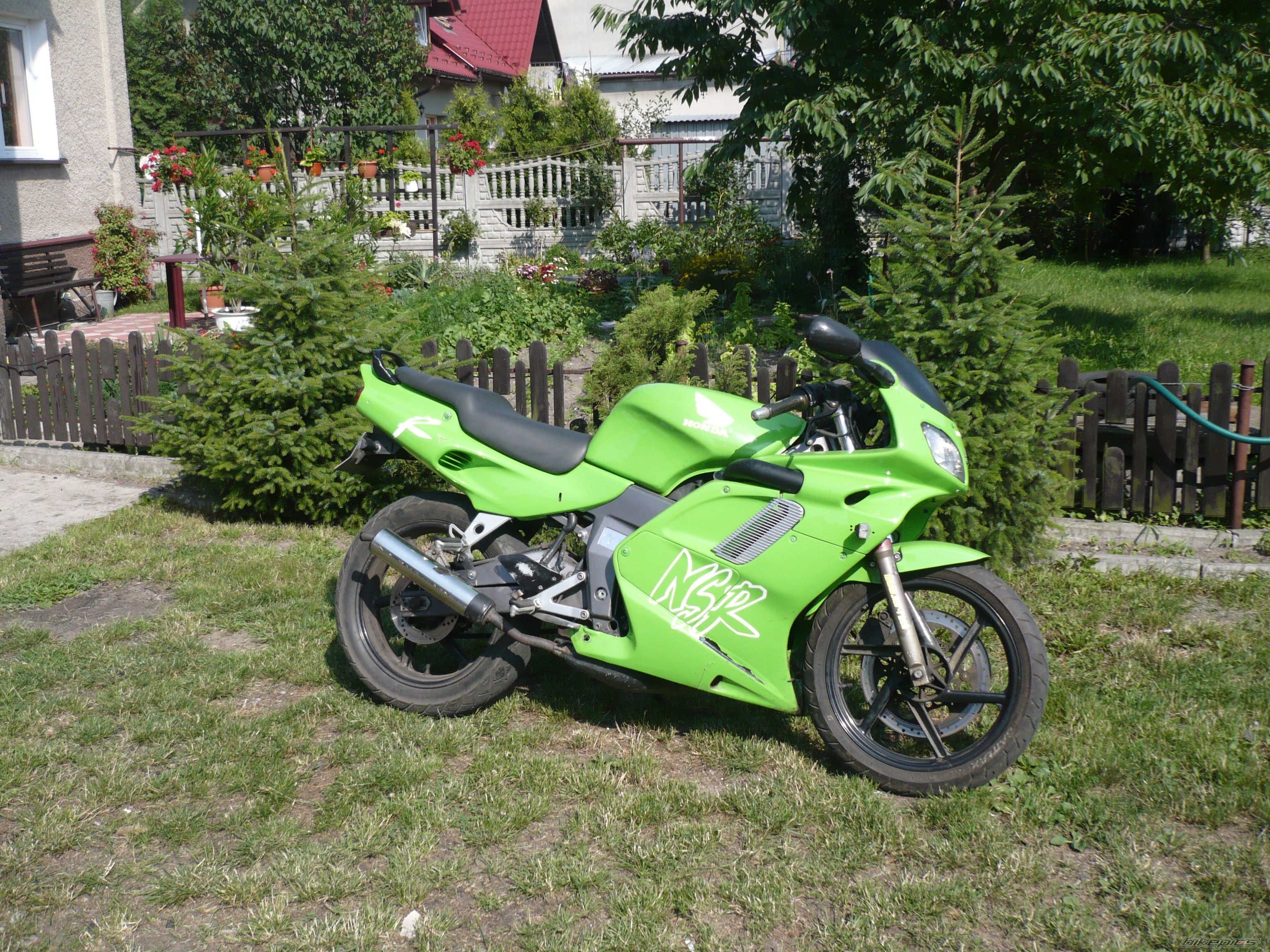 Photo 2449976
