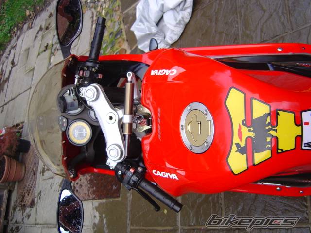Photo 245018