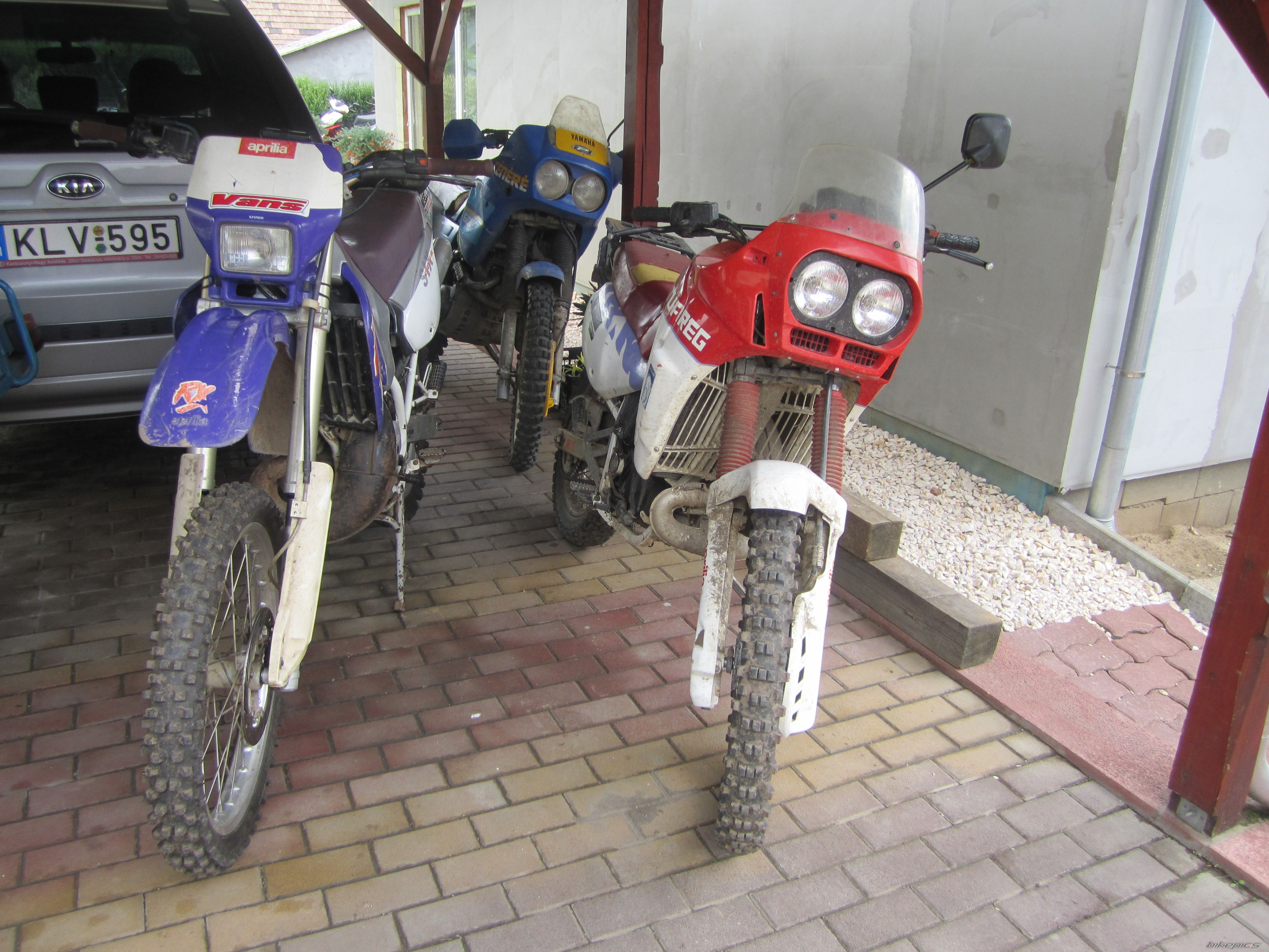 Photo 2450377