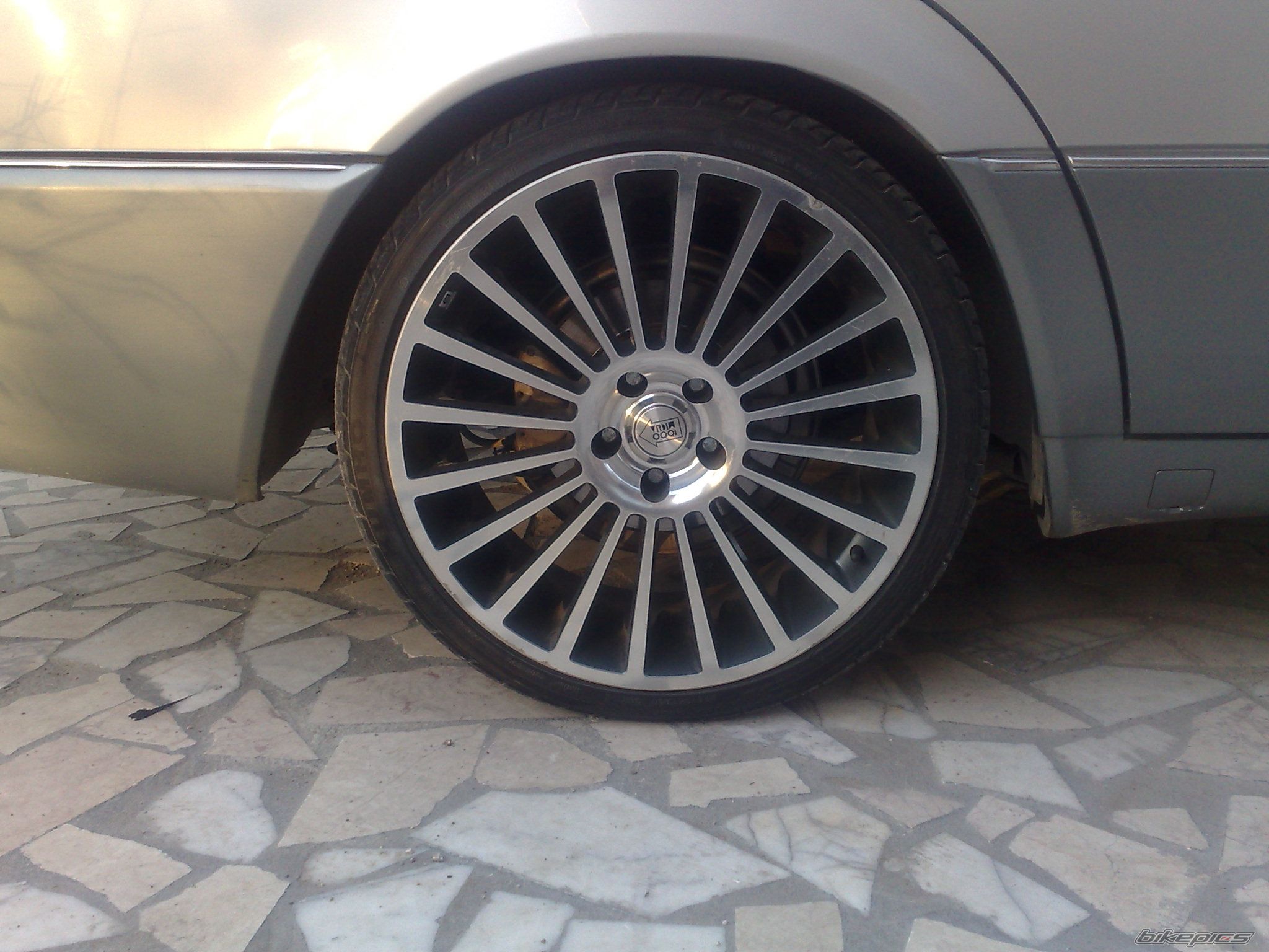 Photo 2450654