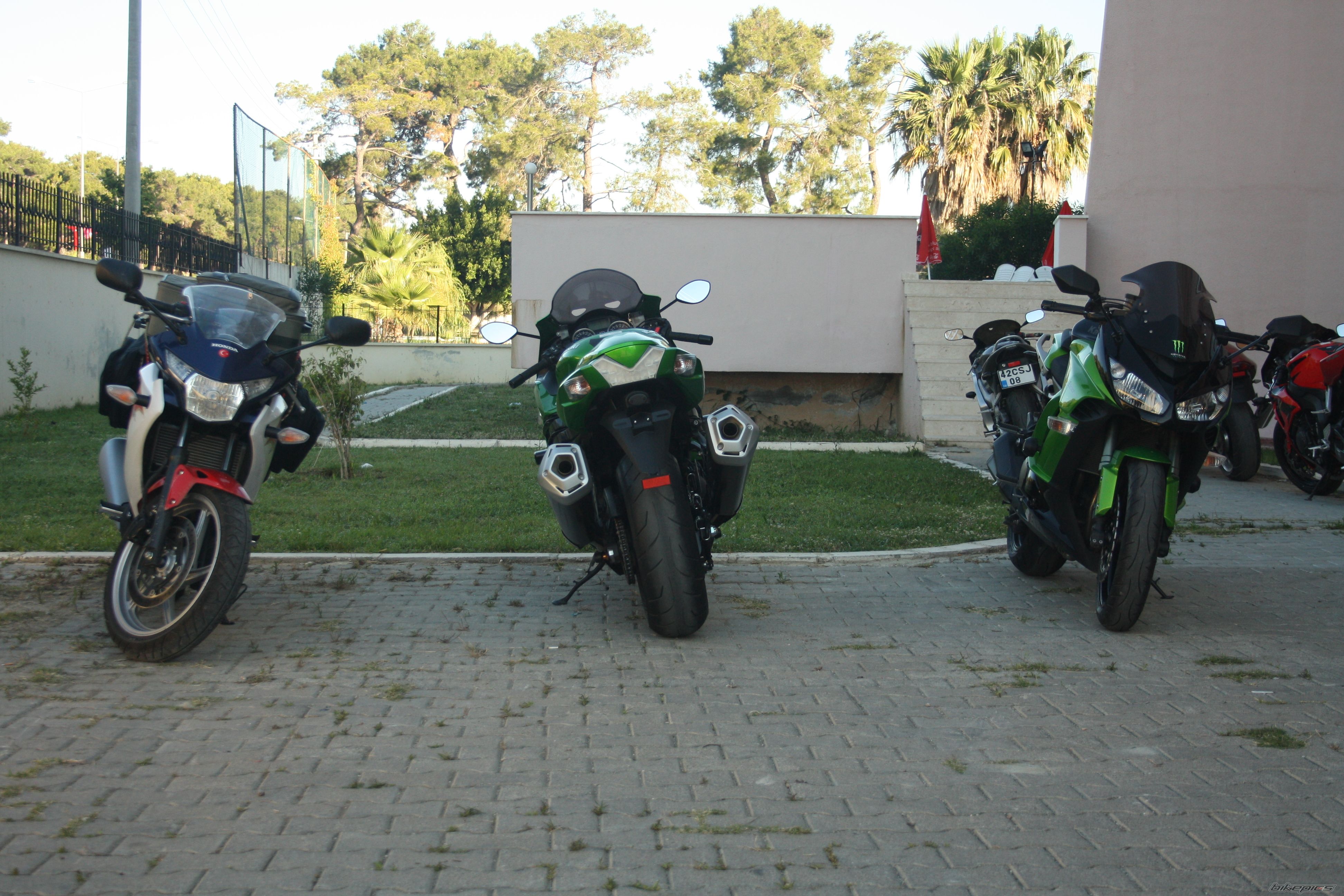Photo 2450761