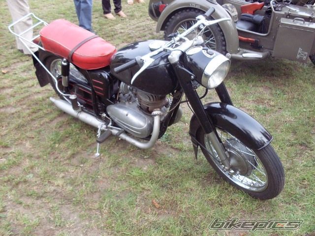 Photo 2450934