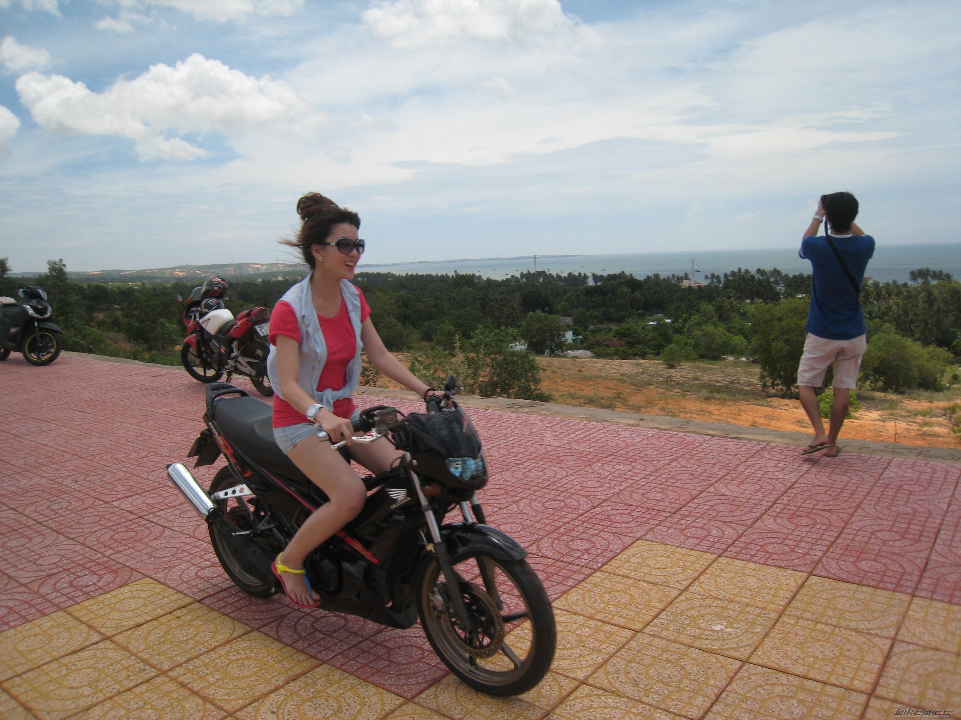 Bike Photo 2451413