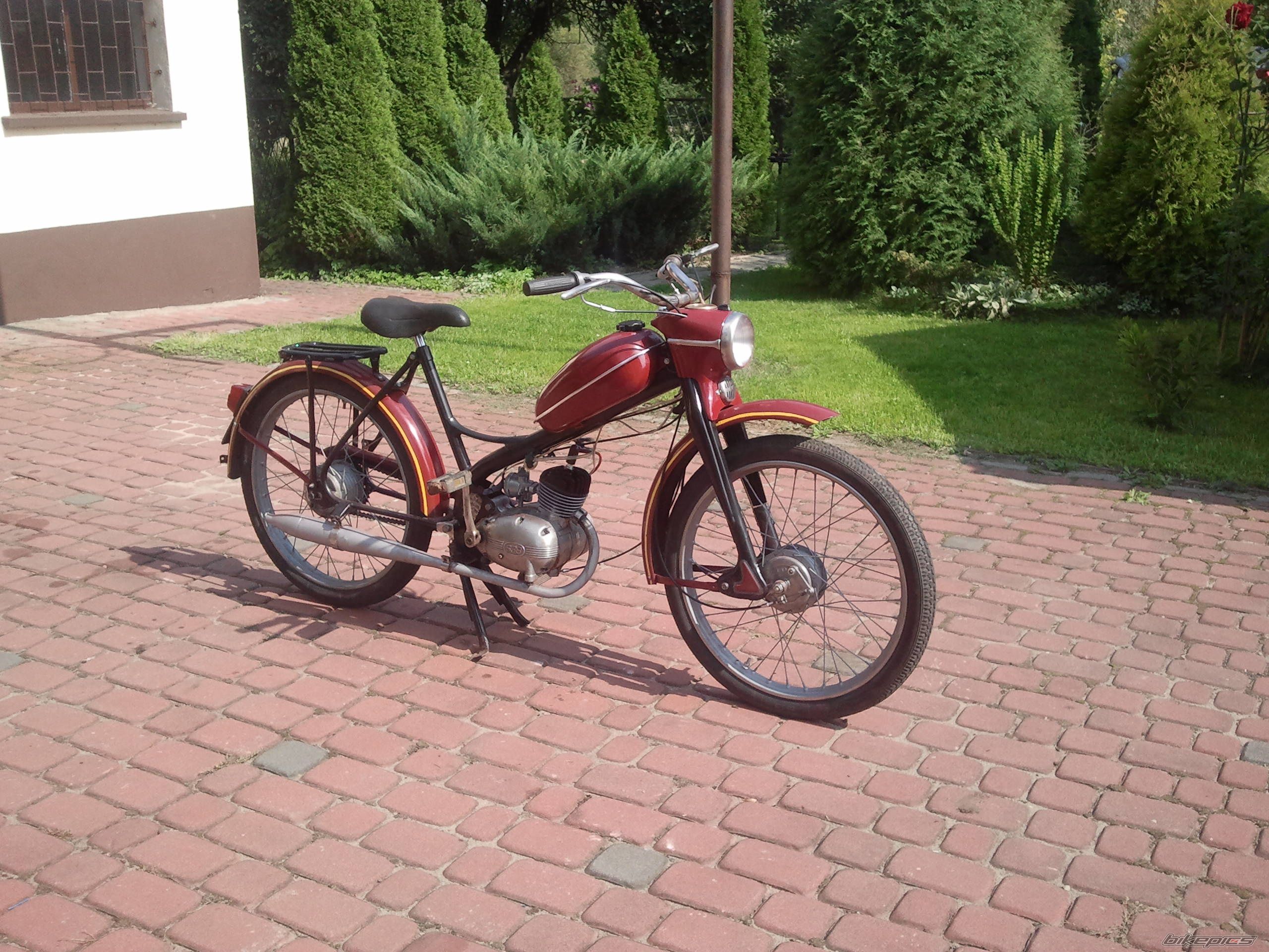 Photo 2451664