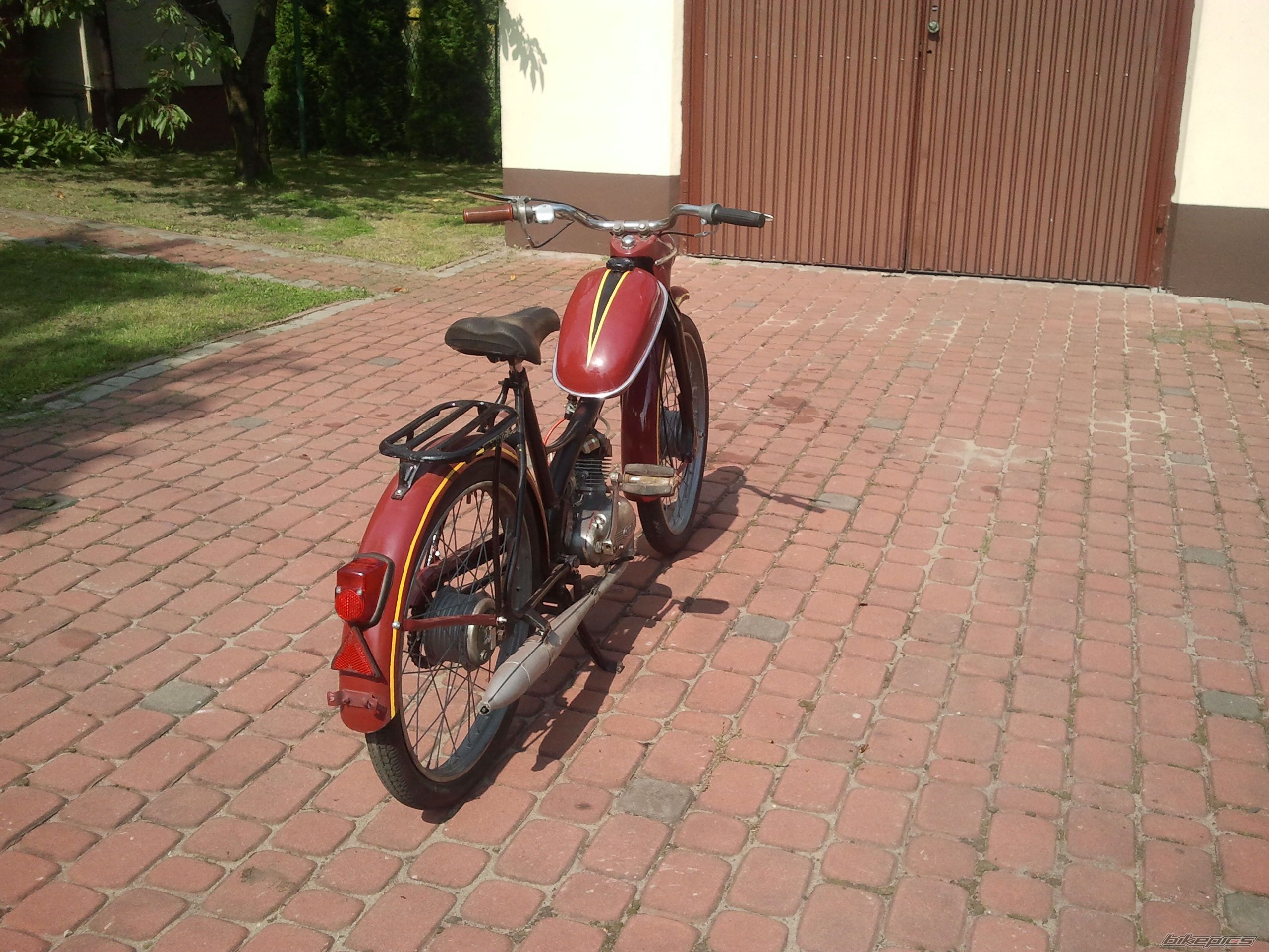 Photo 2451667
