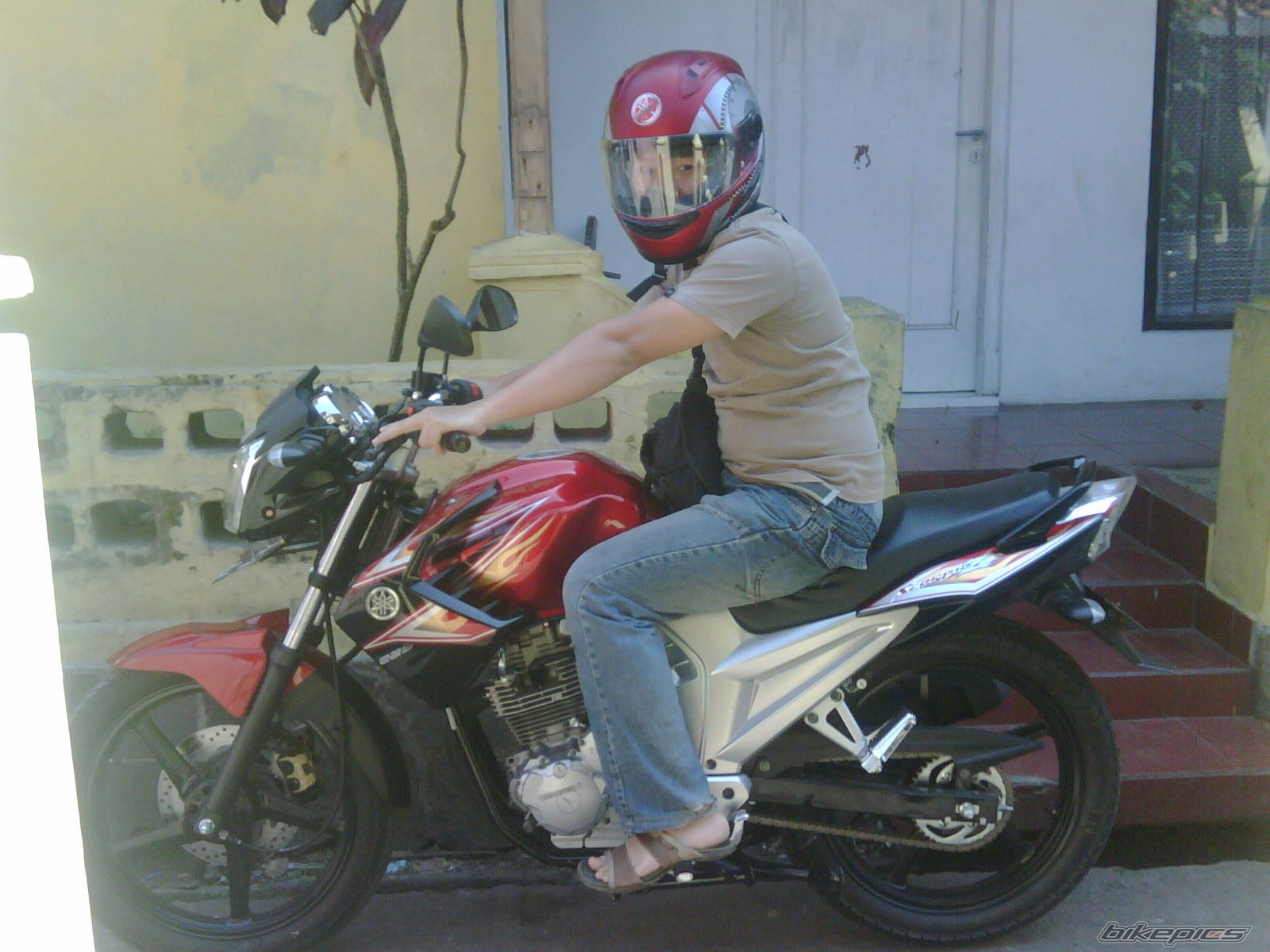 Photo 2451743
