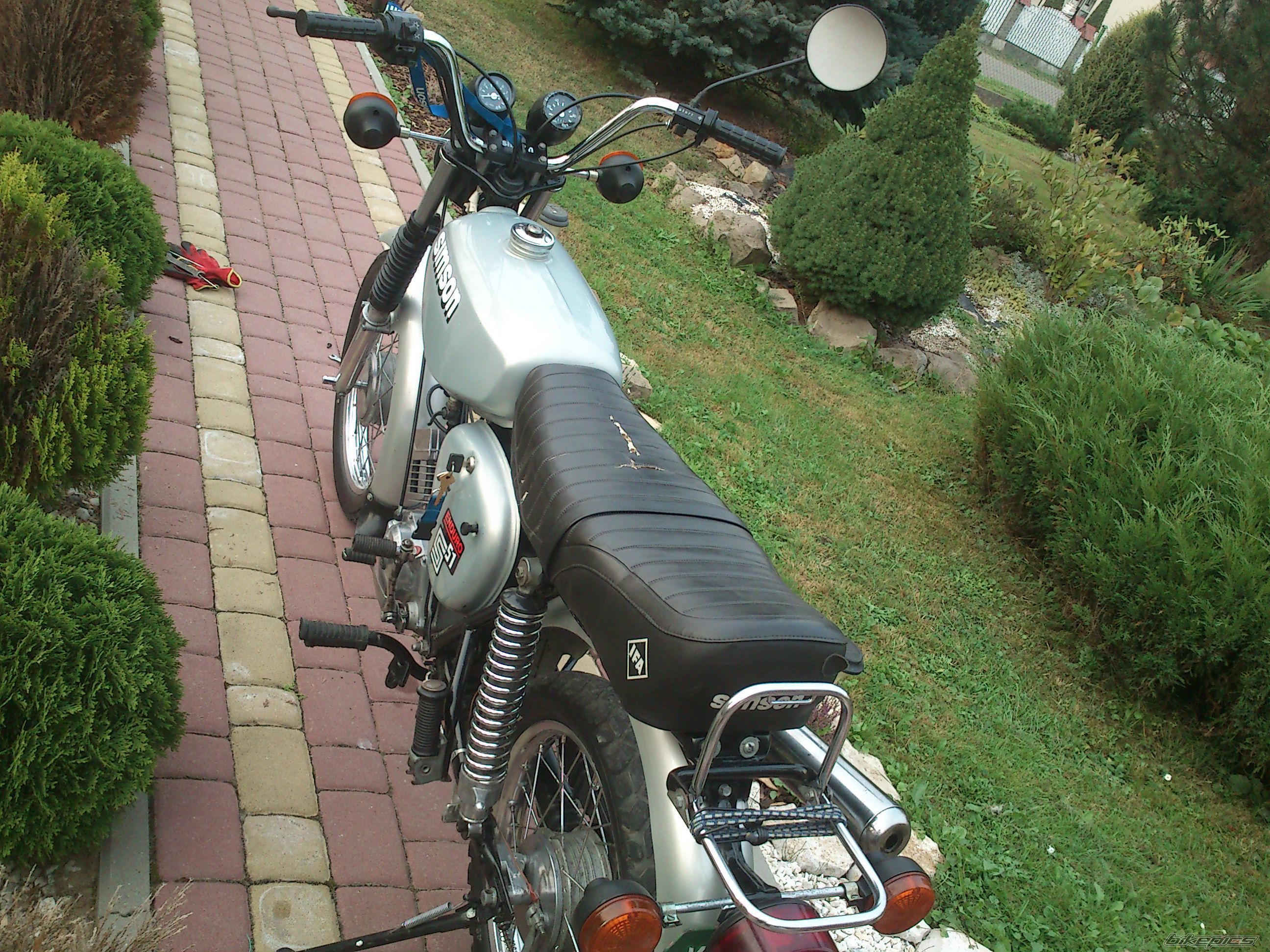 Photo 2451753