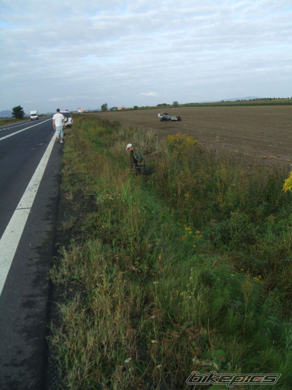 Photo 2451944