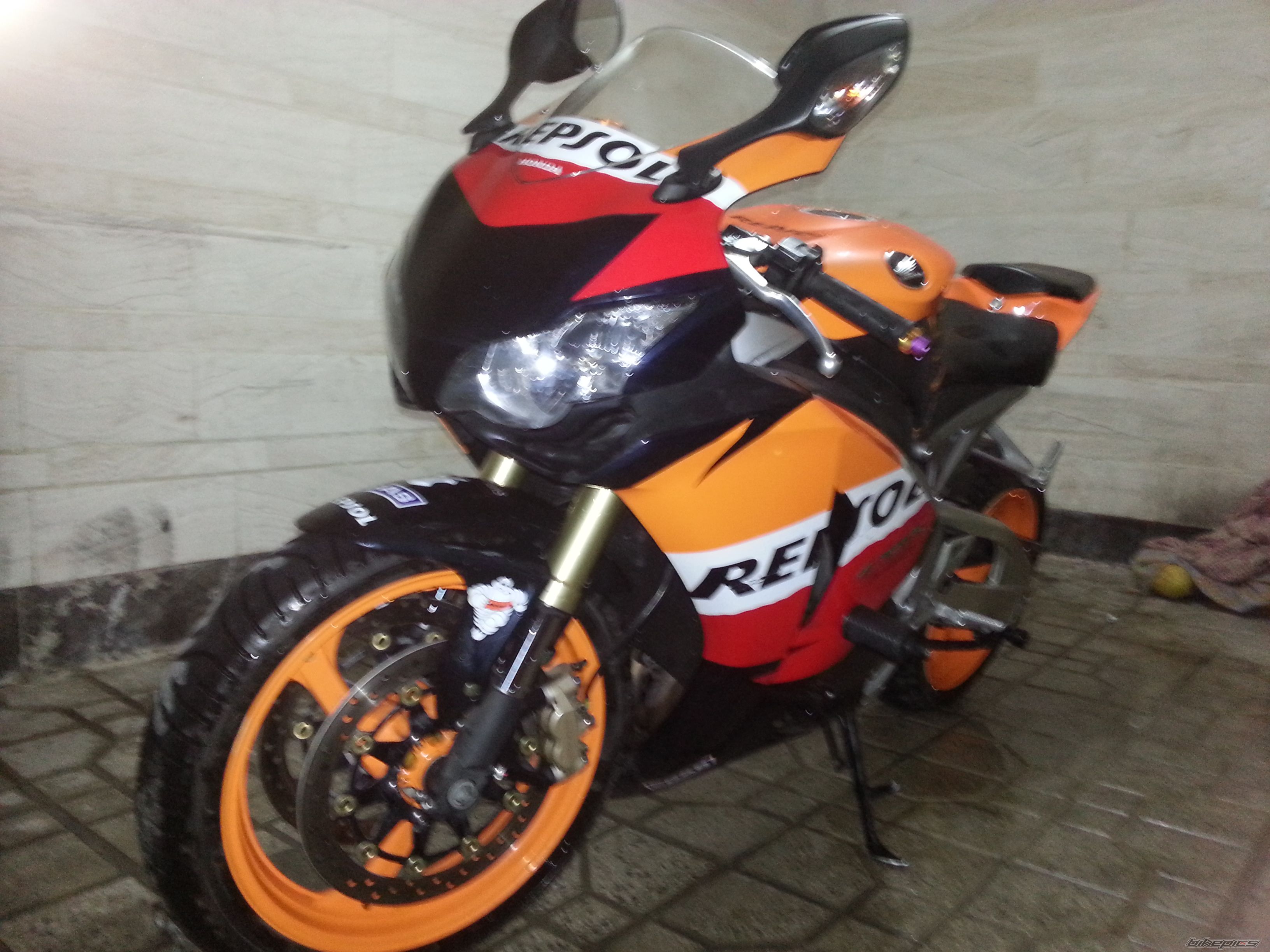 Photo 2452033