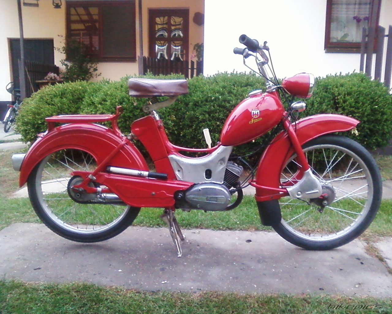 Photo 2452177