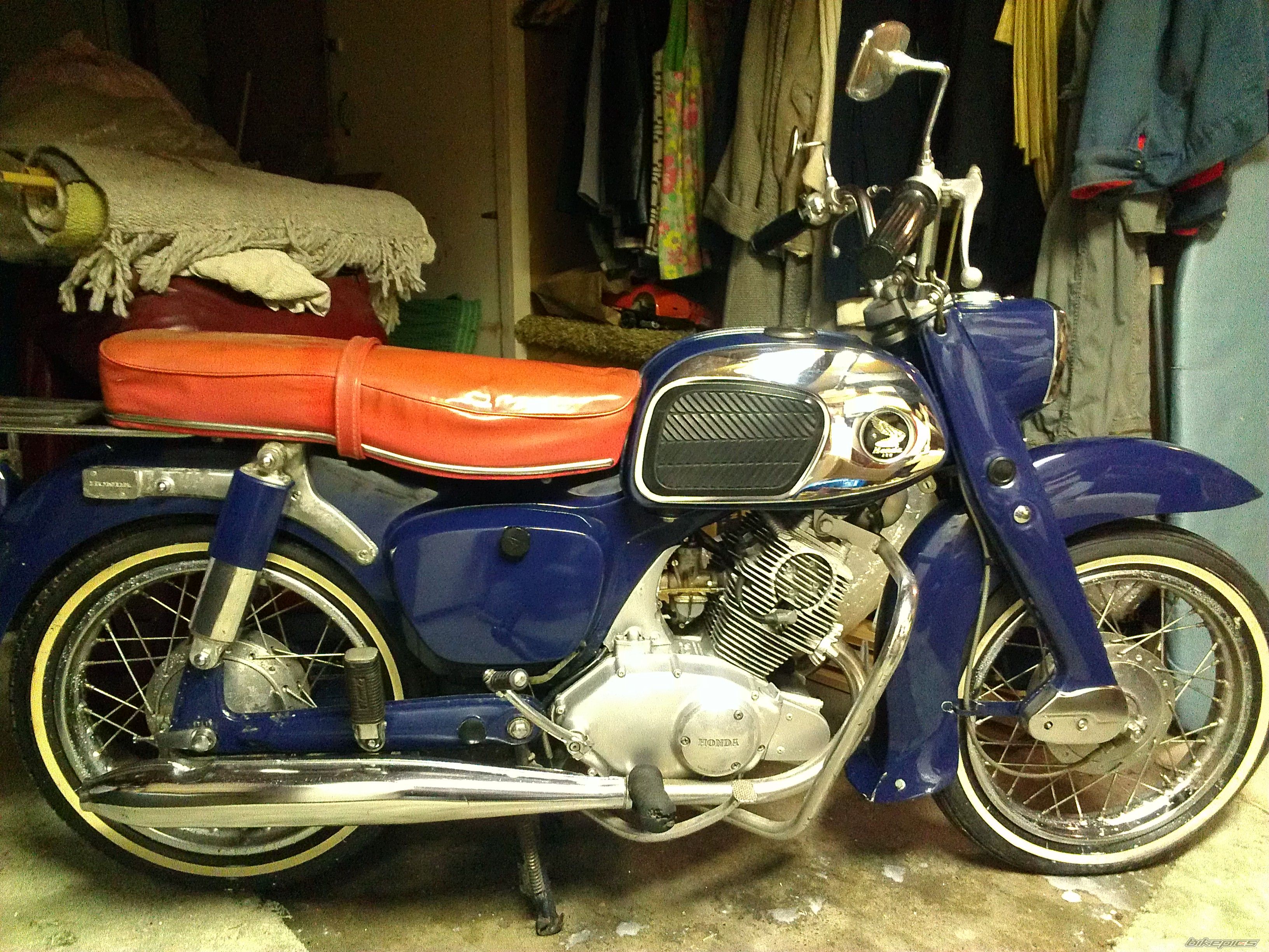 Photo 2452334