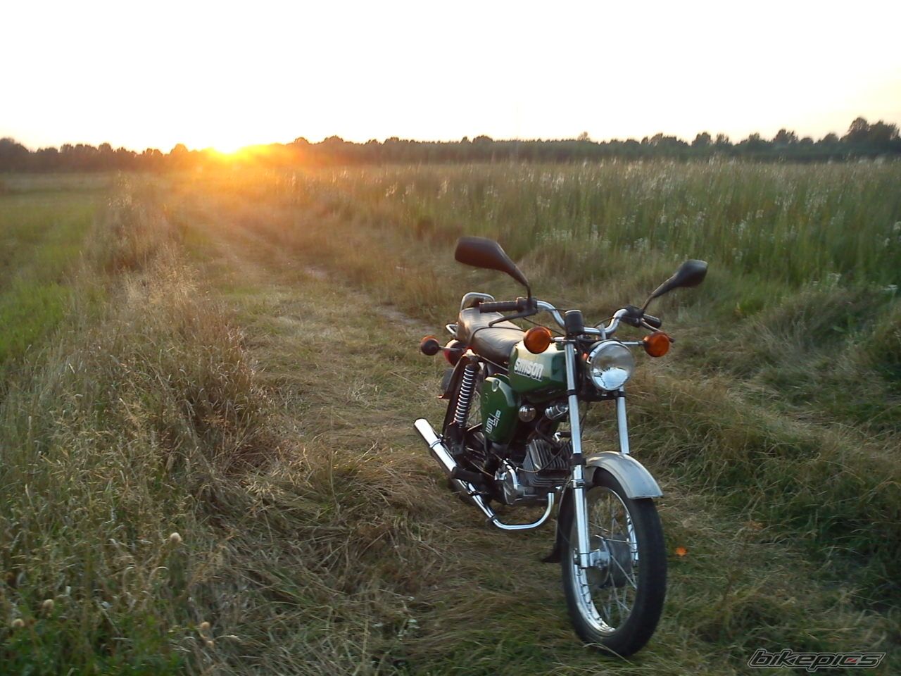 Photo 2452424