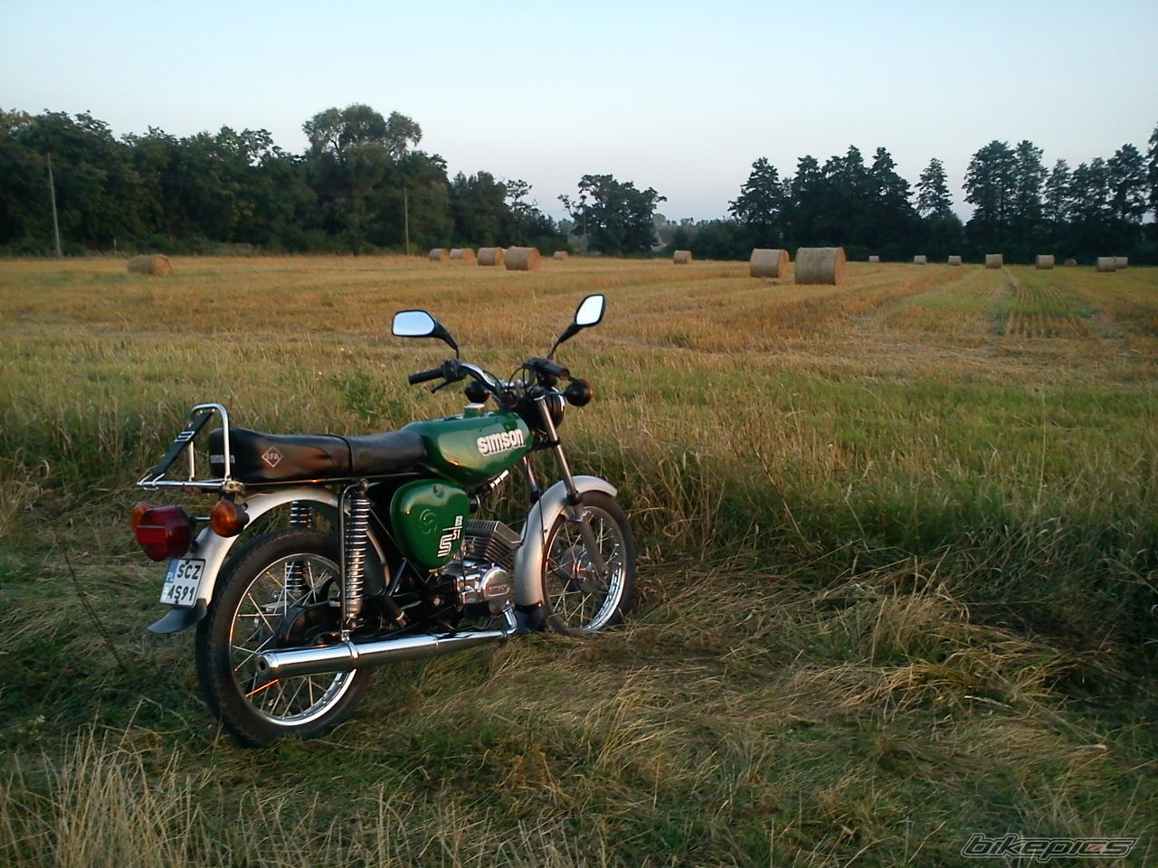 Photo 2452425