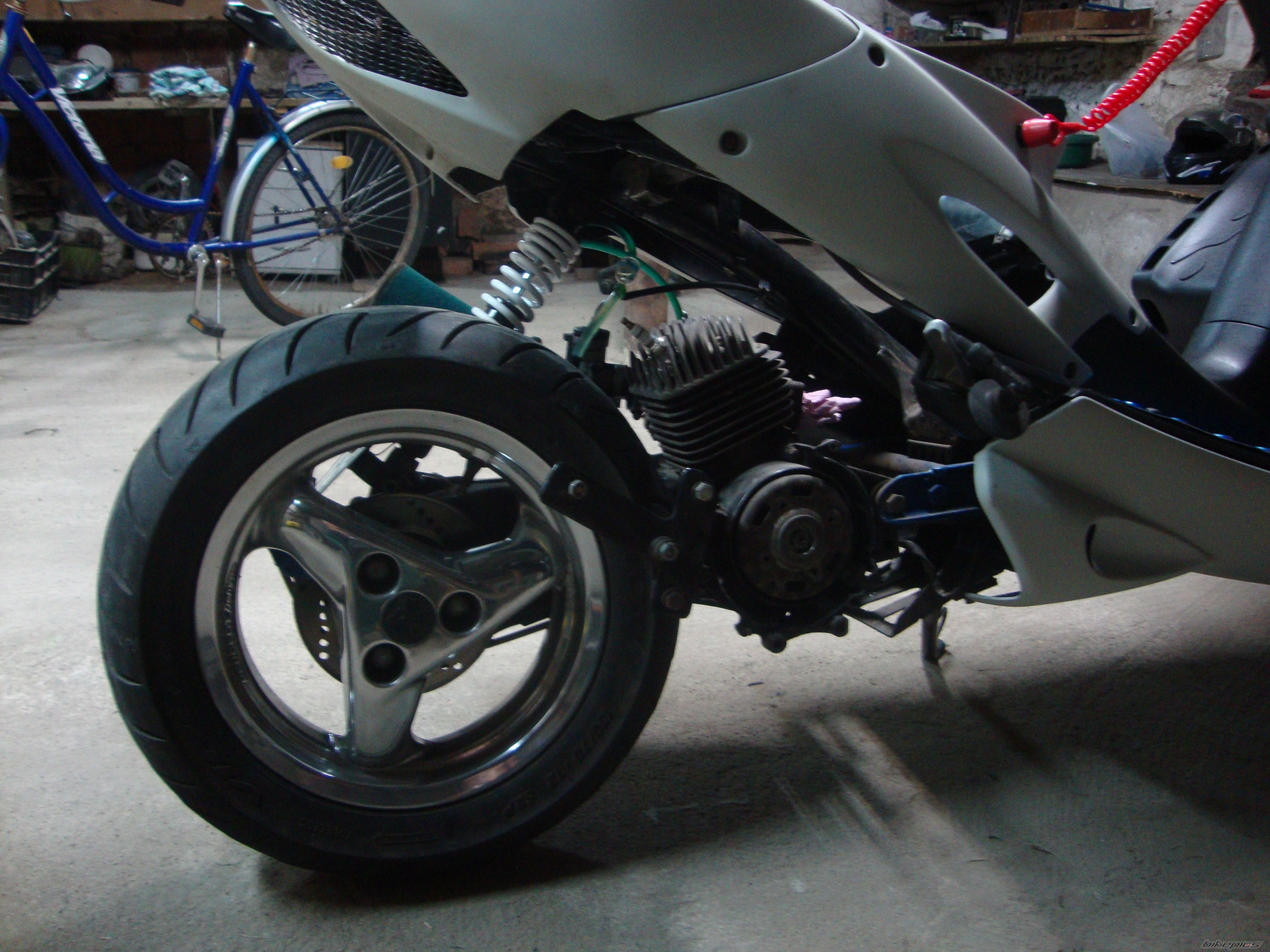 Photo 2452736