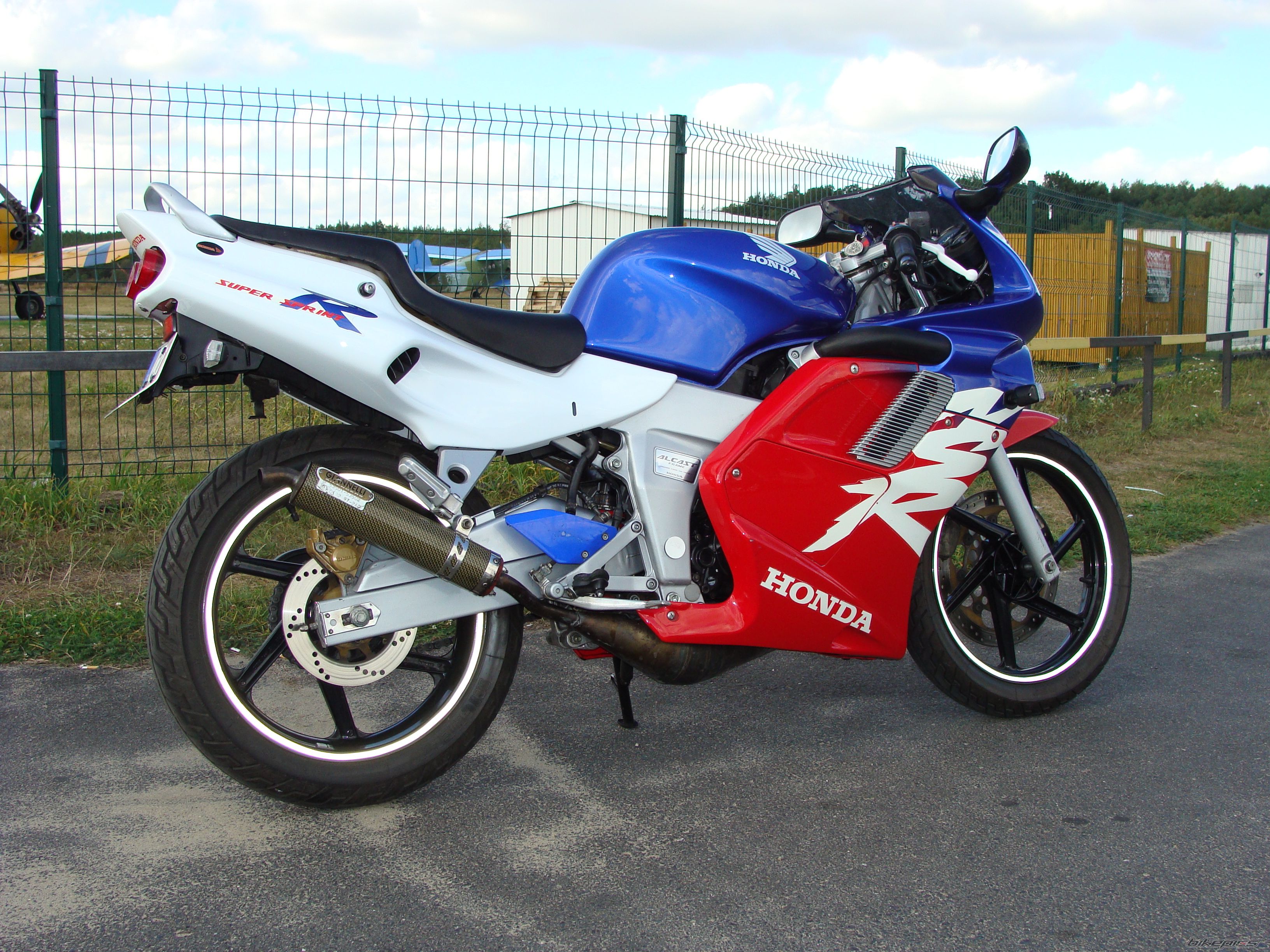 Photo 2452739