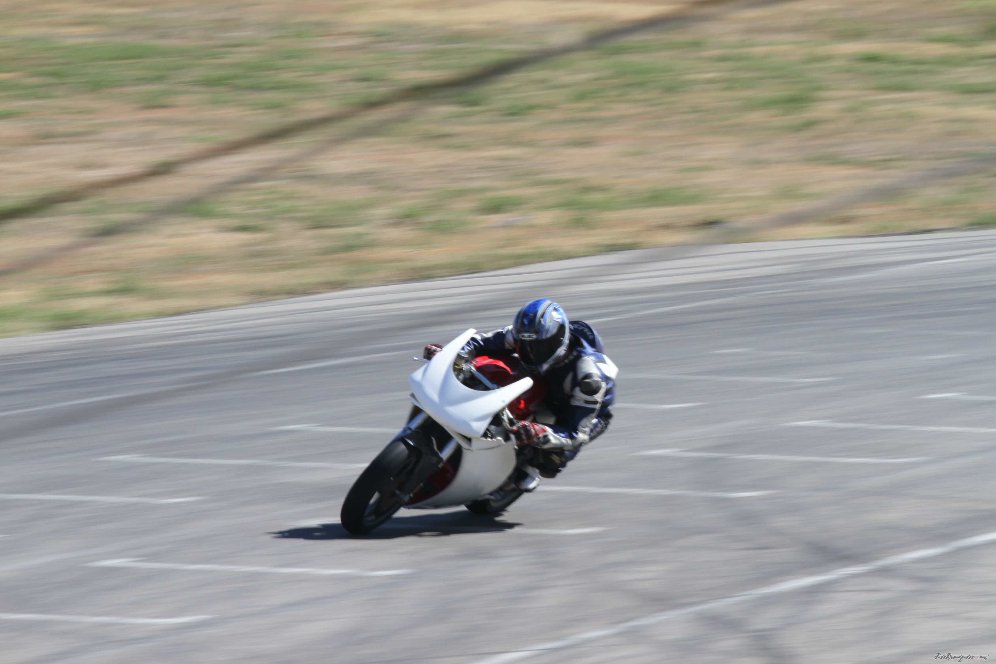 Photo 2452794