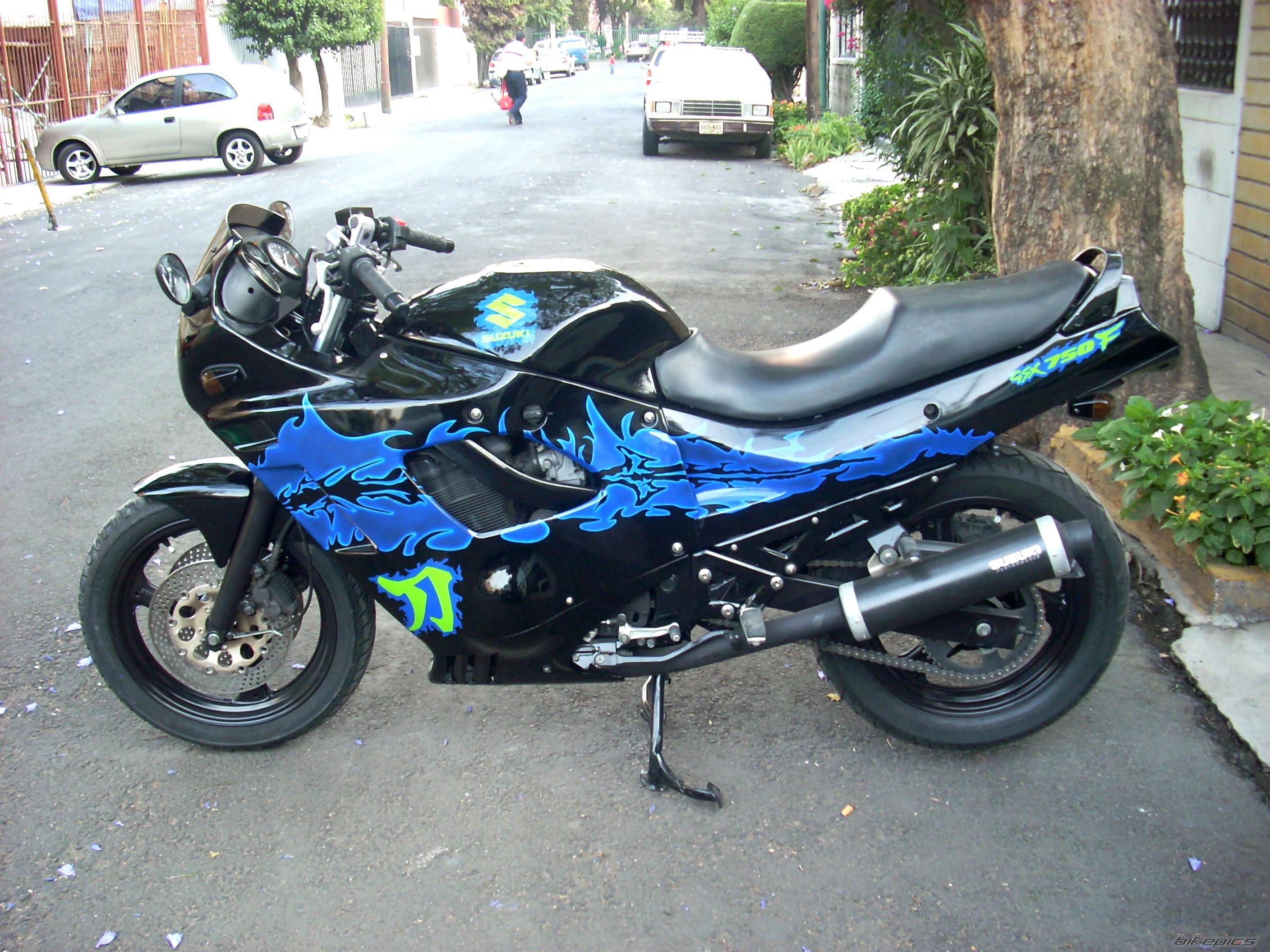 Photo 2452846