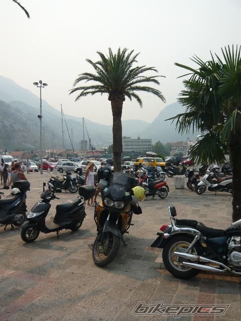 Photo 2452902