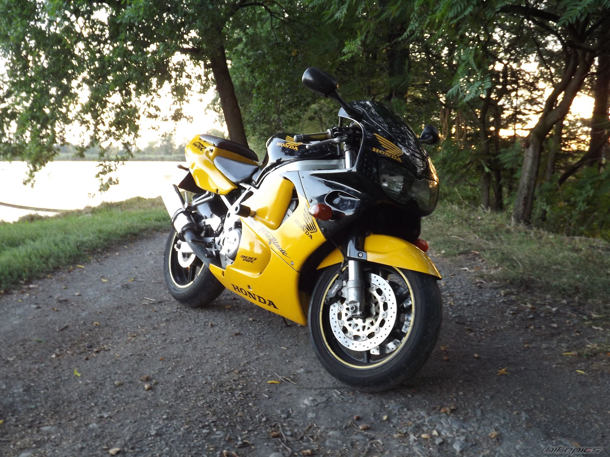 Photo 2452926