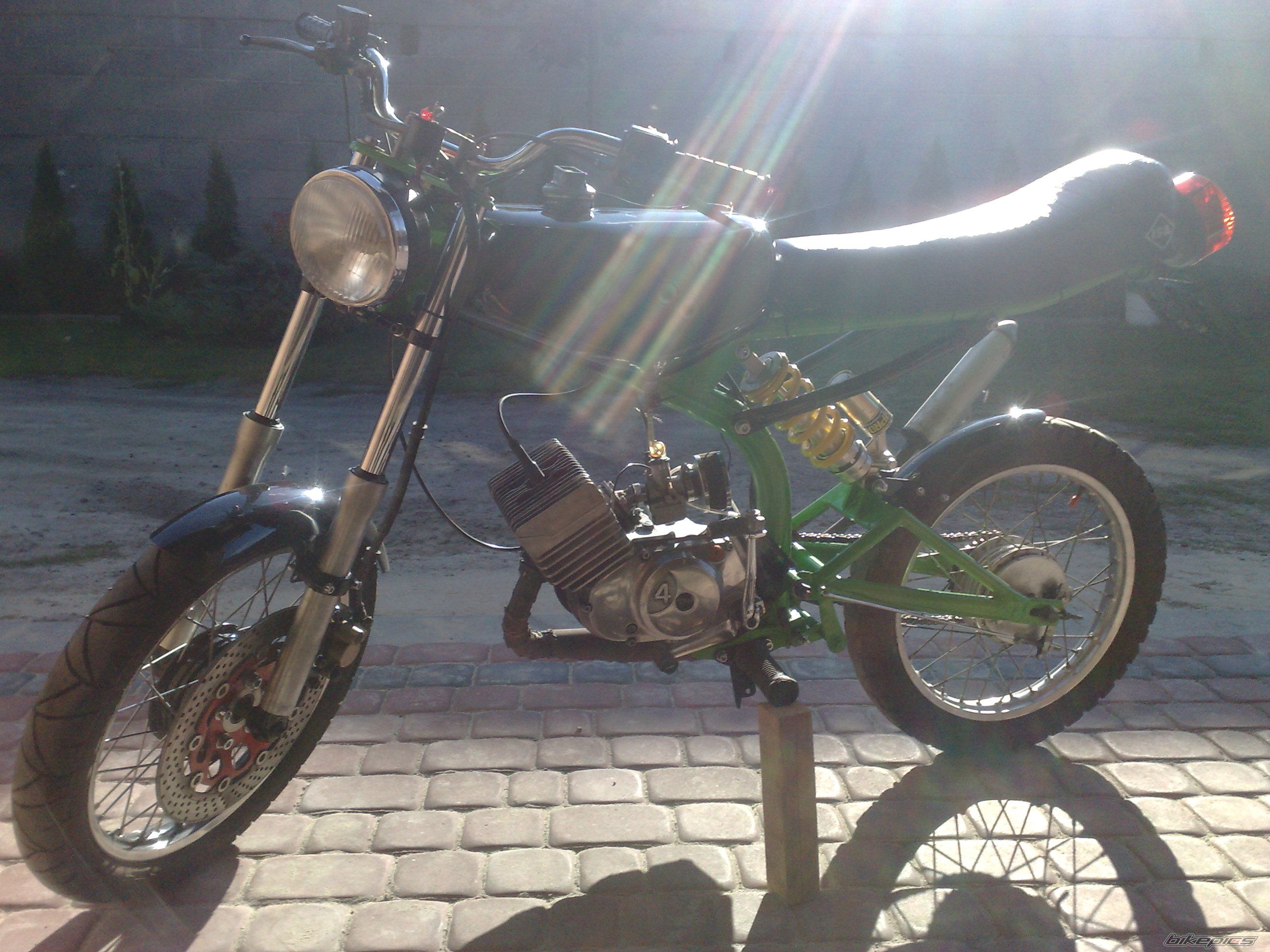 Photo 2453088