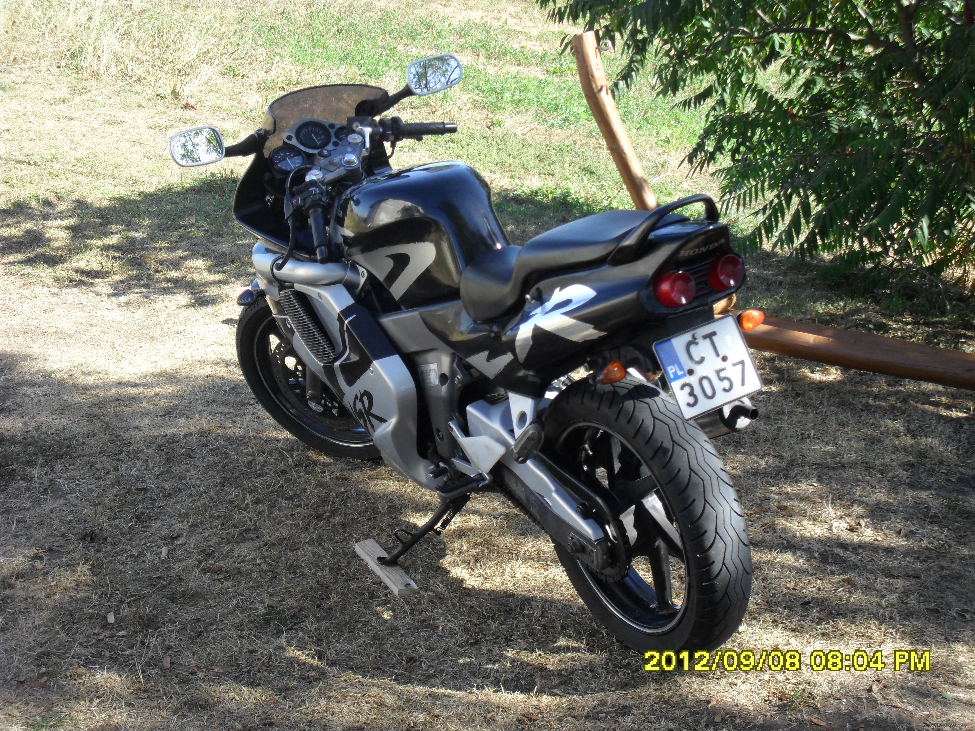 Photo 2453103