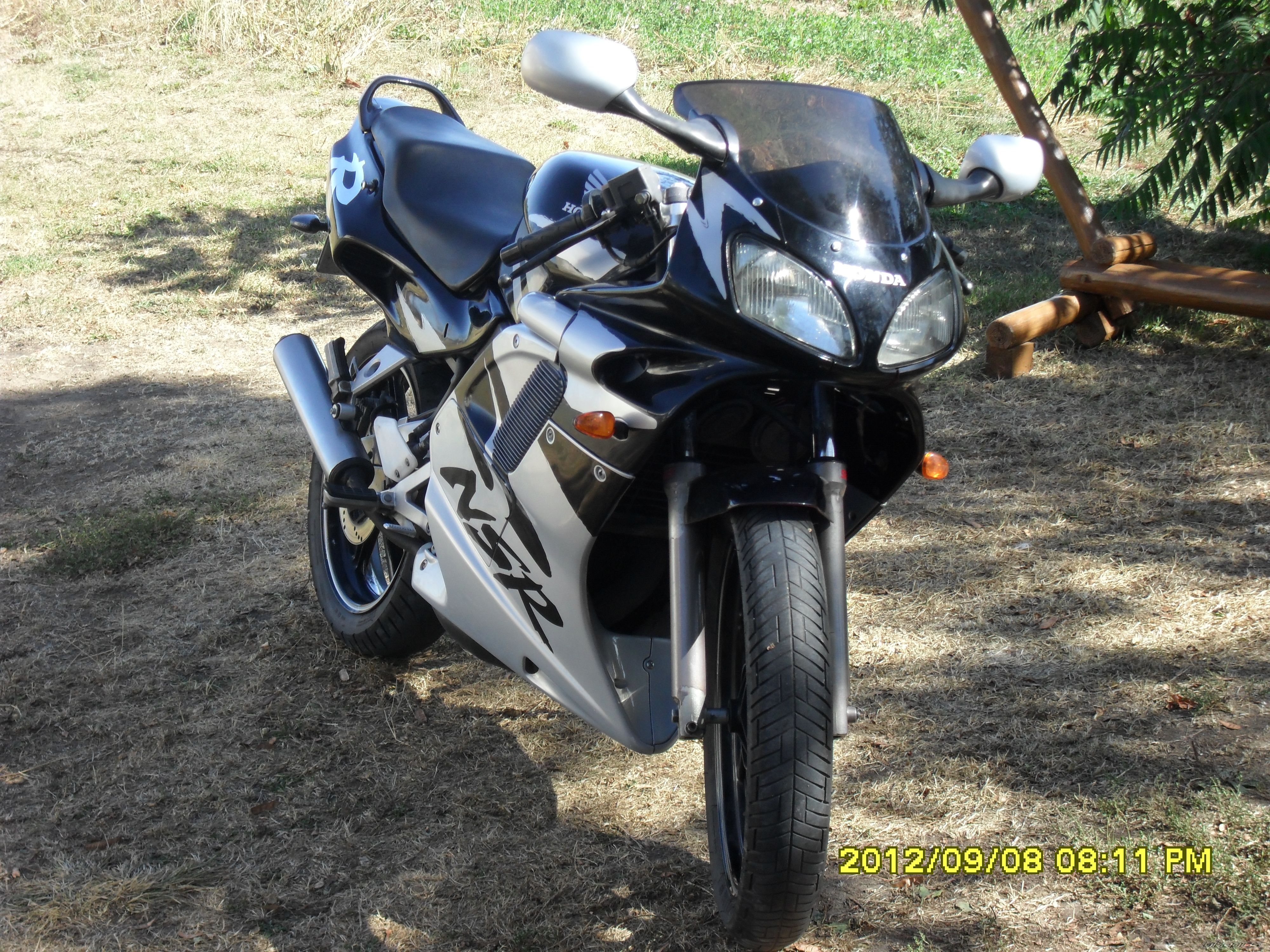 Photo 2453122
