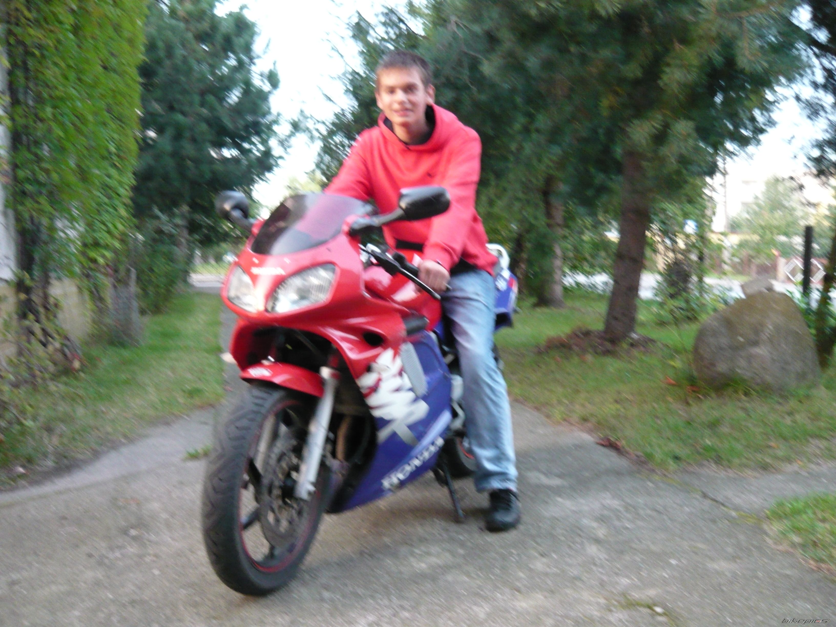 Photo 2453217