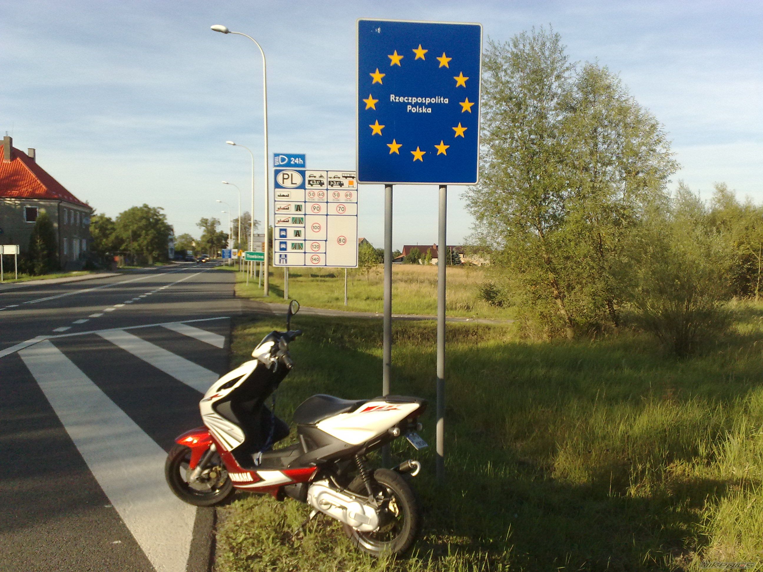 Photo 2453376