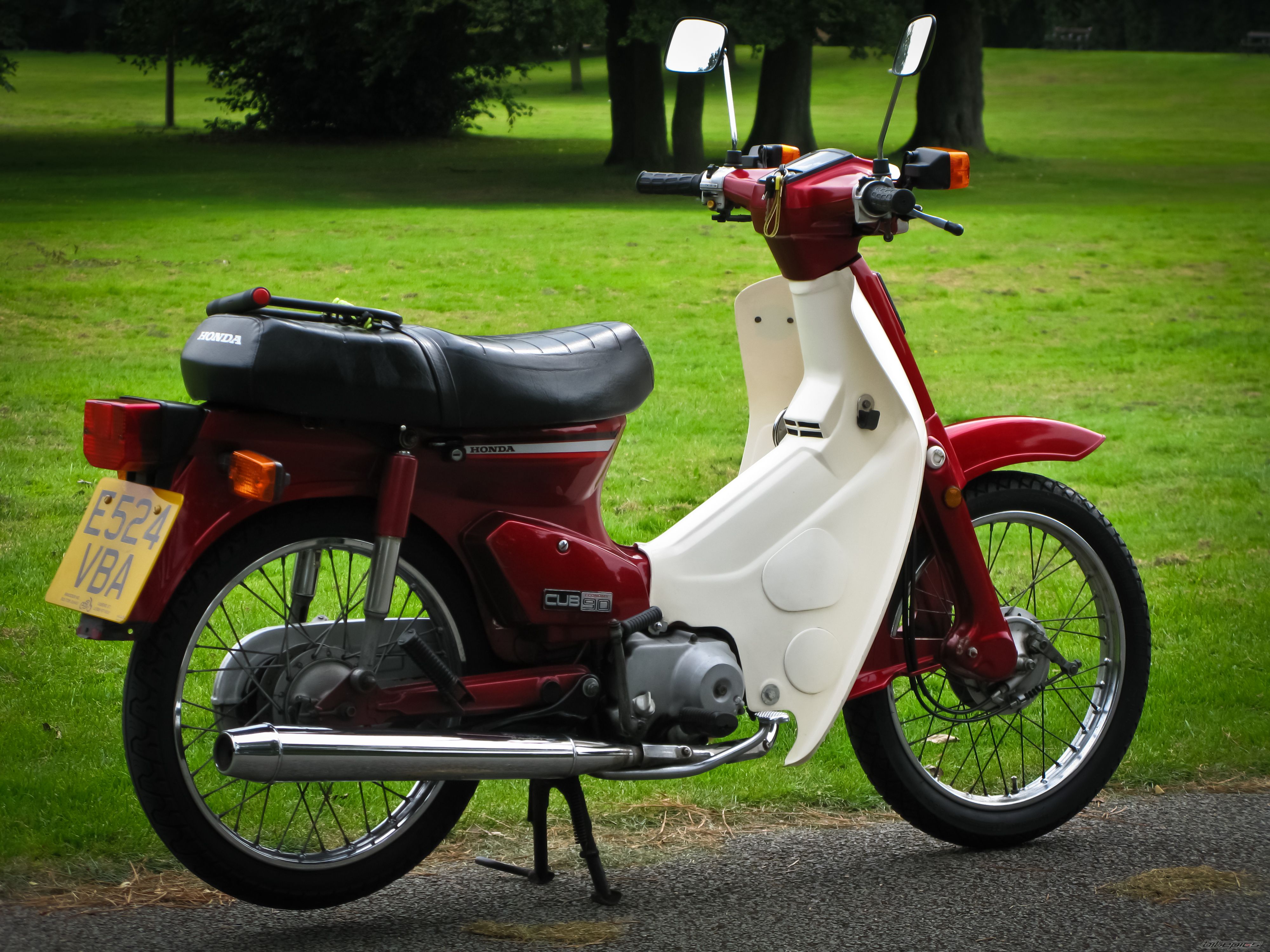 Photo 2453440