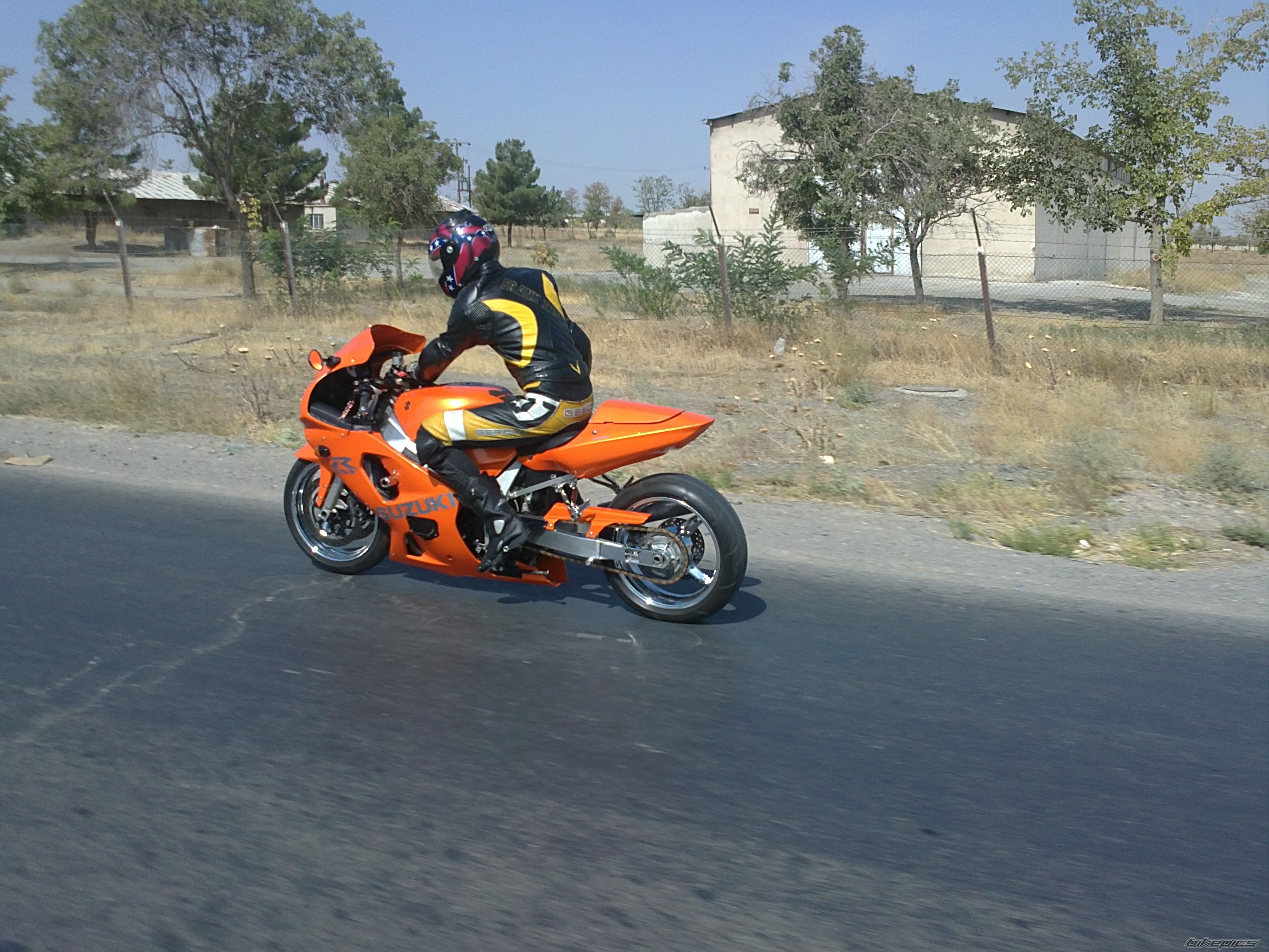 Photo 2453451