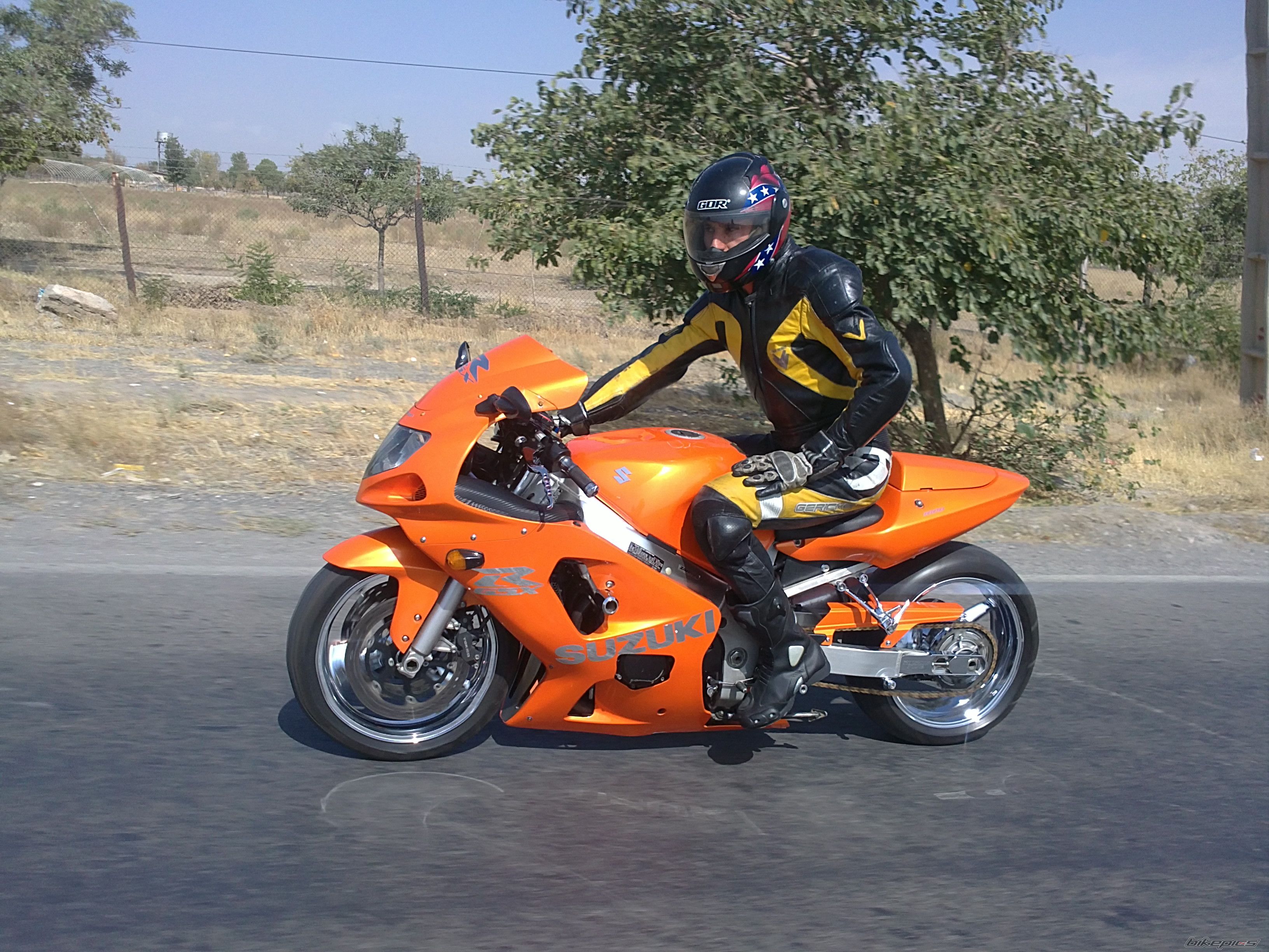 Photo 2453452