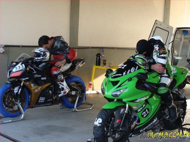 Photo 2453588