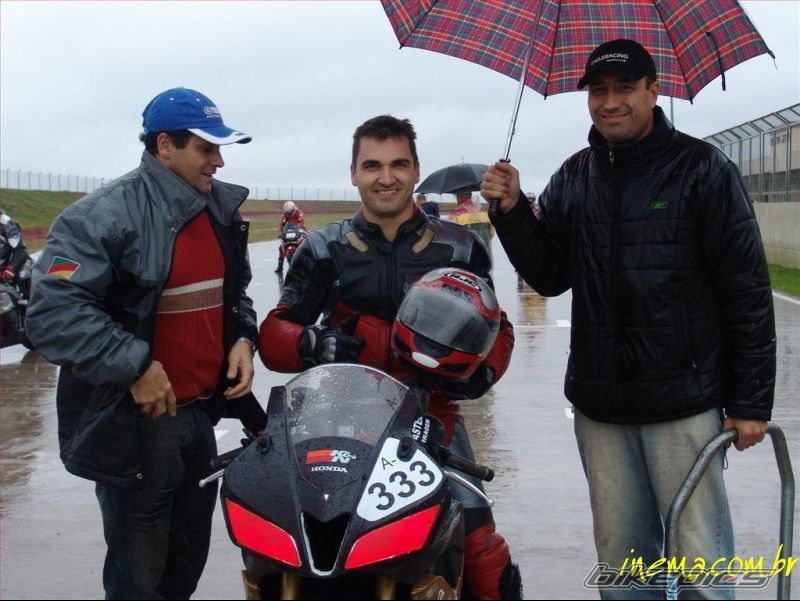 Photo 2453589