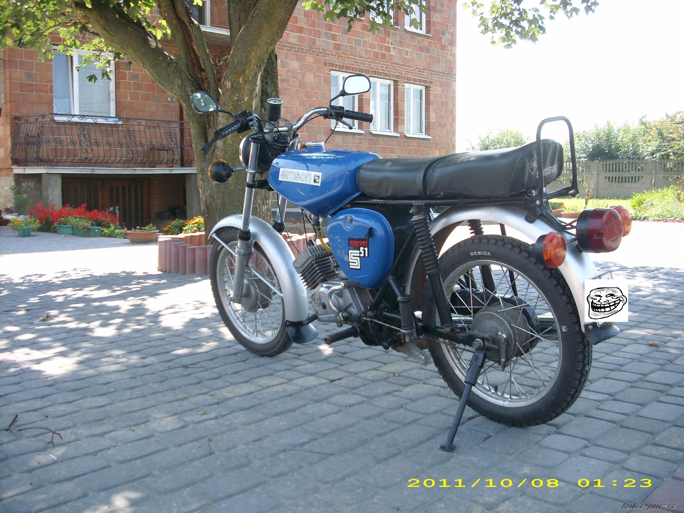 Photo 2453633