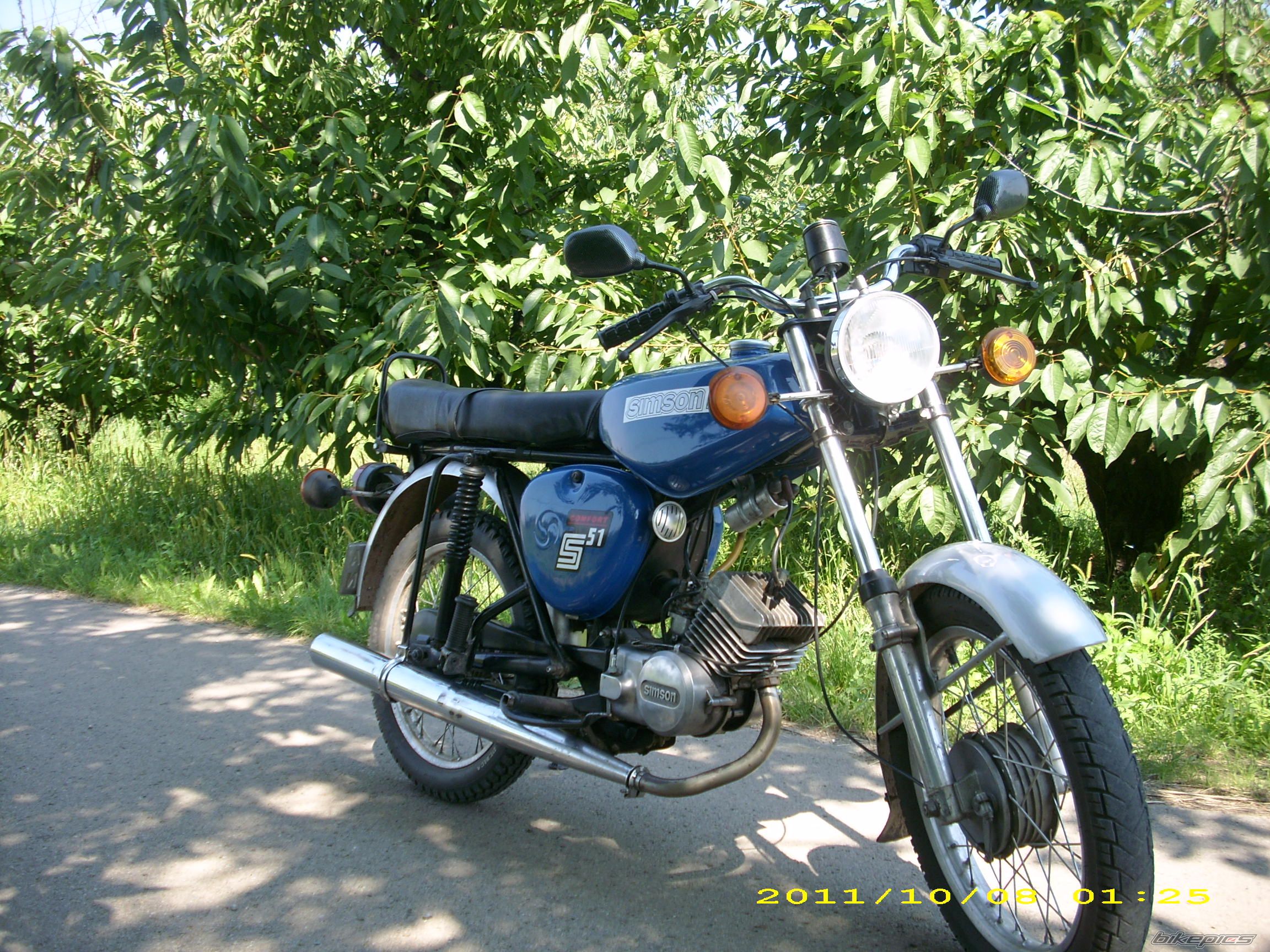 Photo 2453659