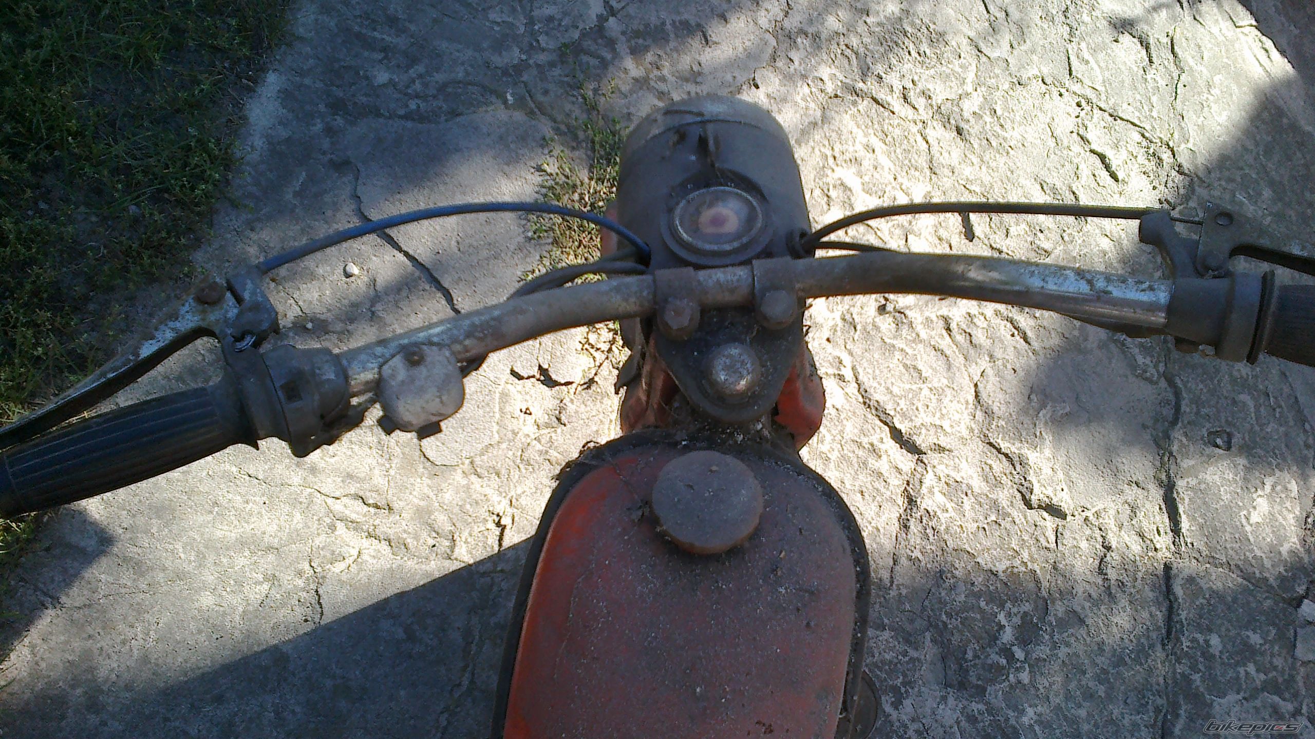 Photo 2453739