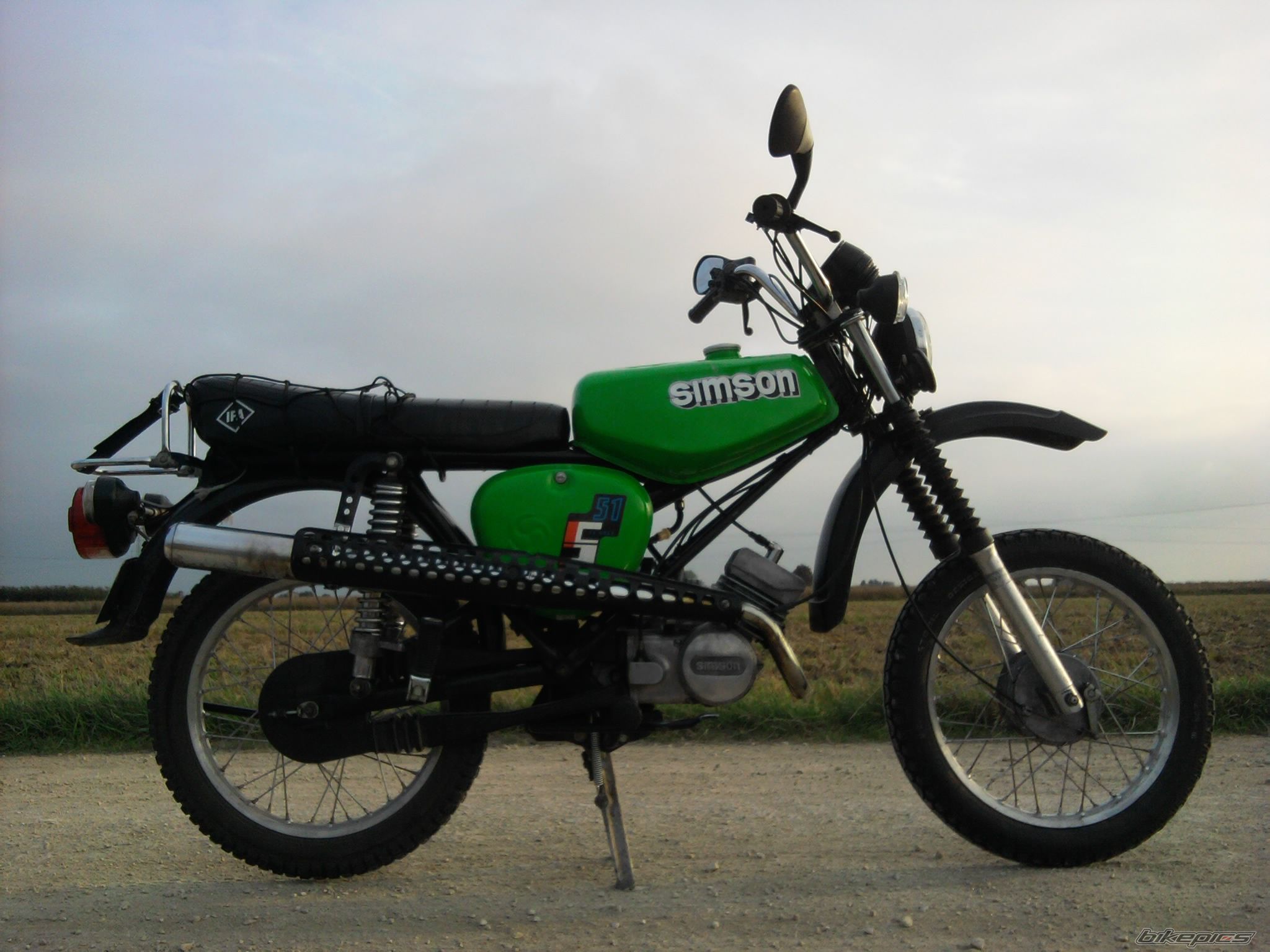 Photo 2453853