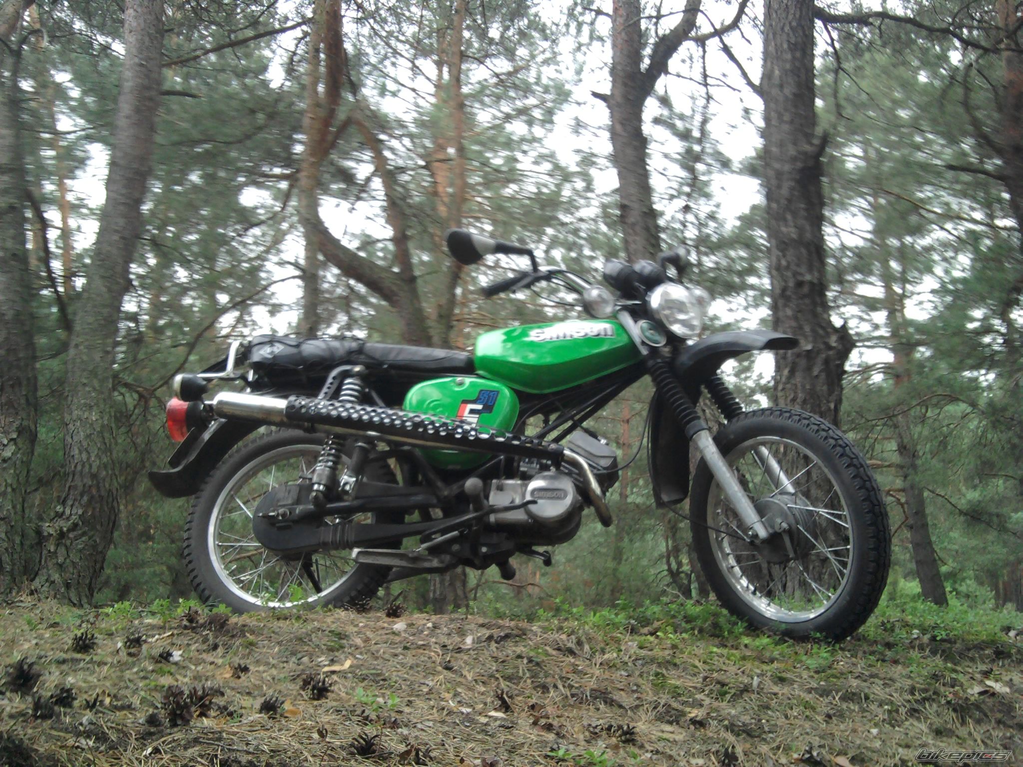 Photo 2453858