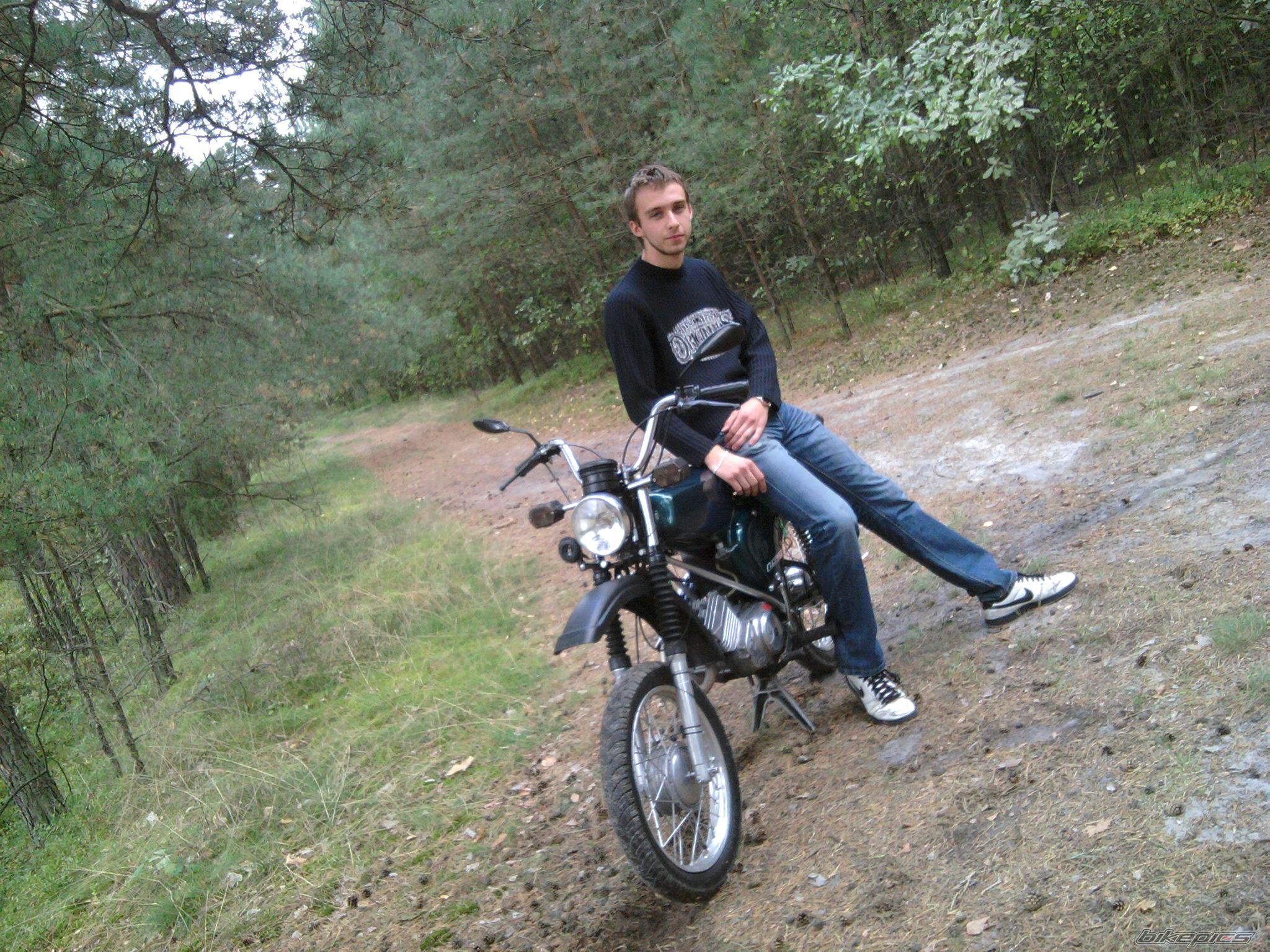 Photo 2453863