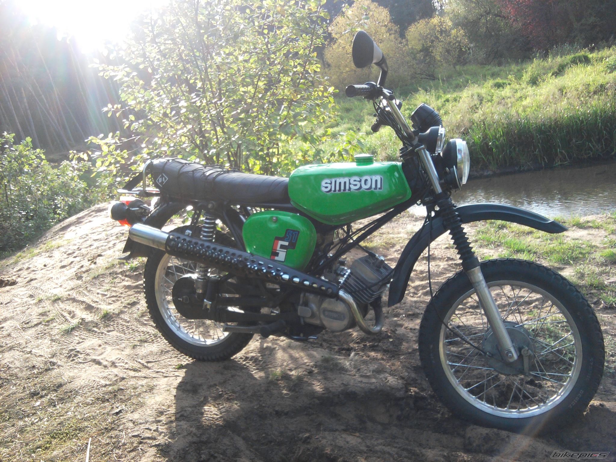 Photo 2453881
