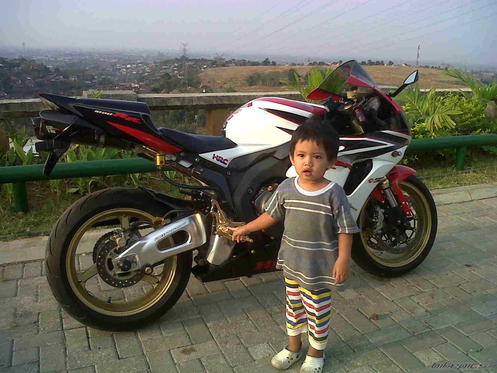 Photo 2453908