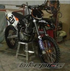 Photo 2454138
