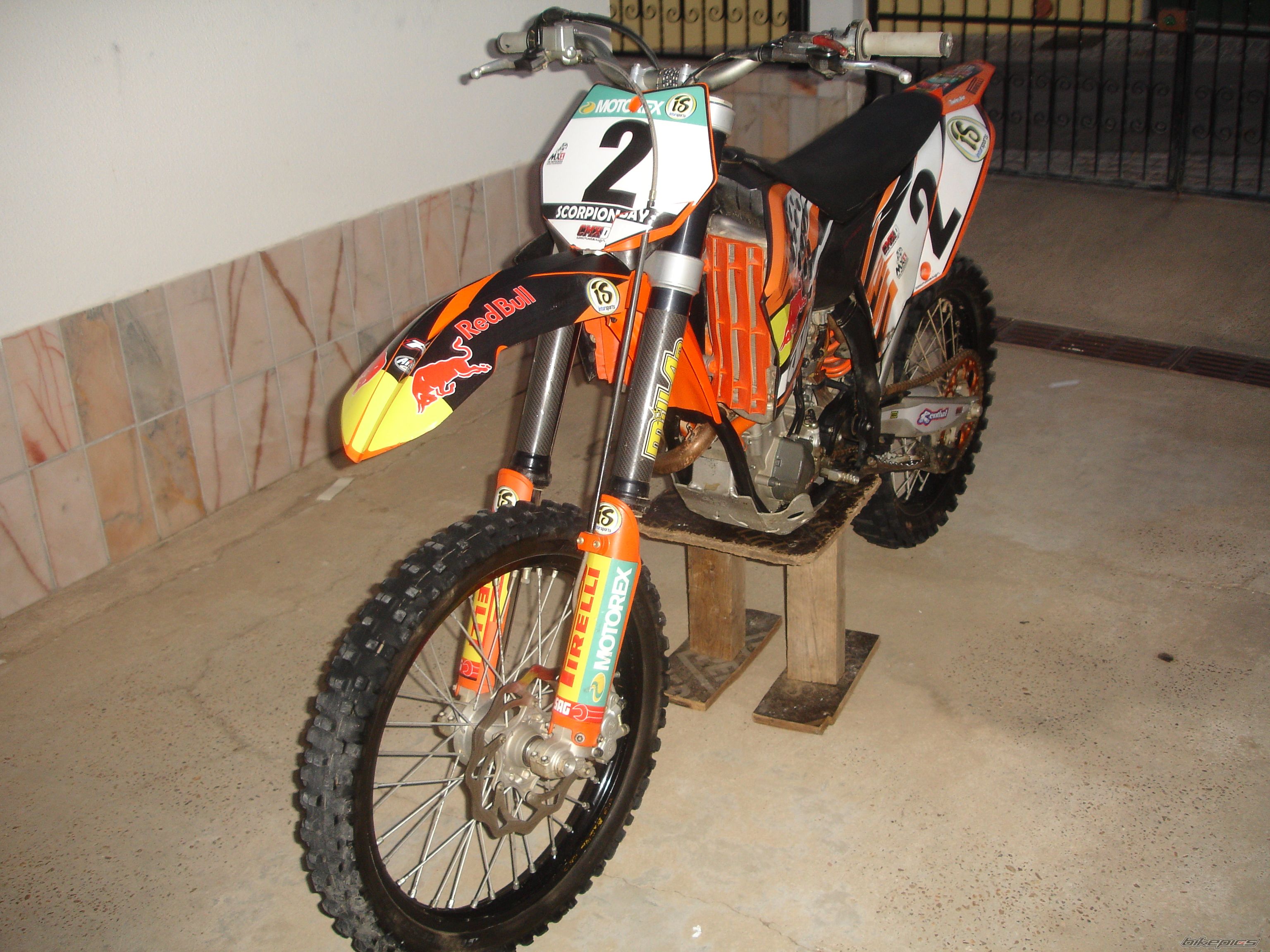 Photo 2454298