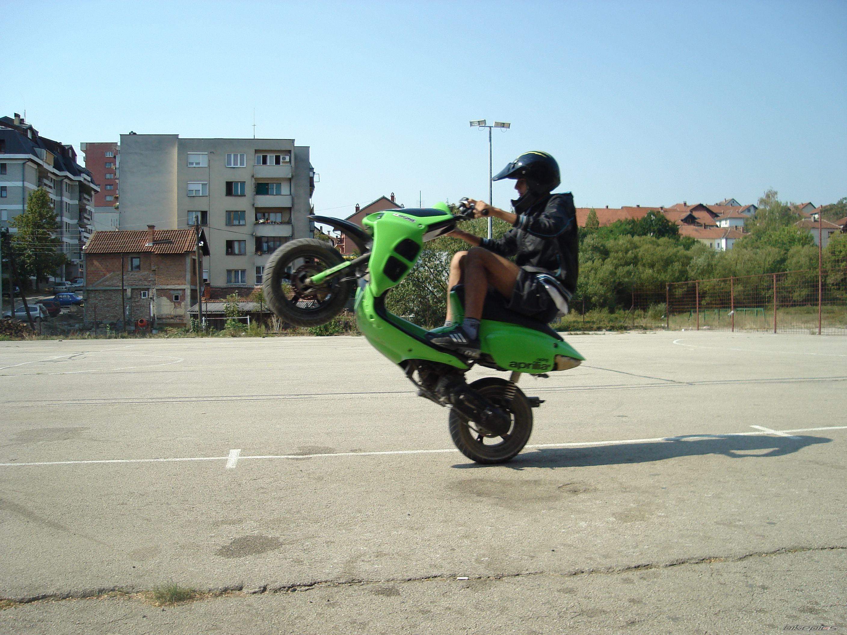 Photo 2454802