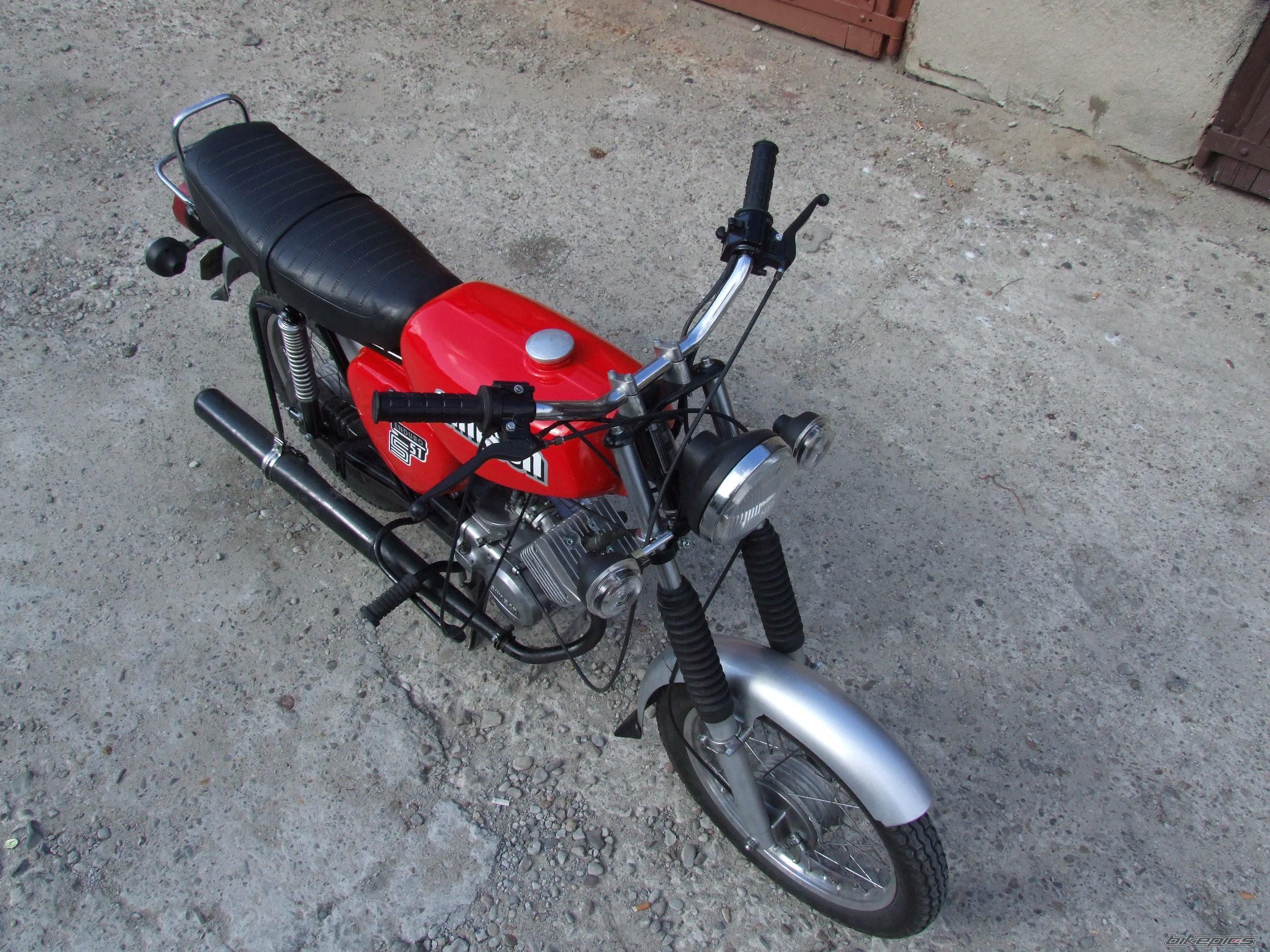 Photo 2455499
