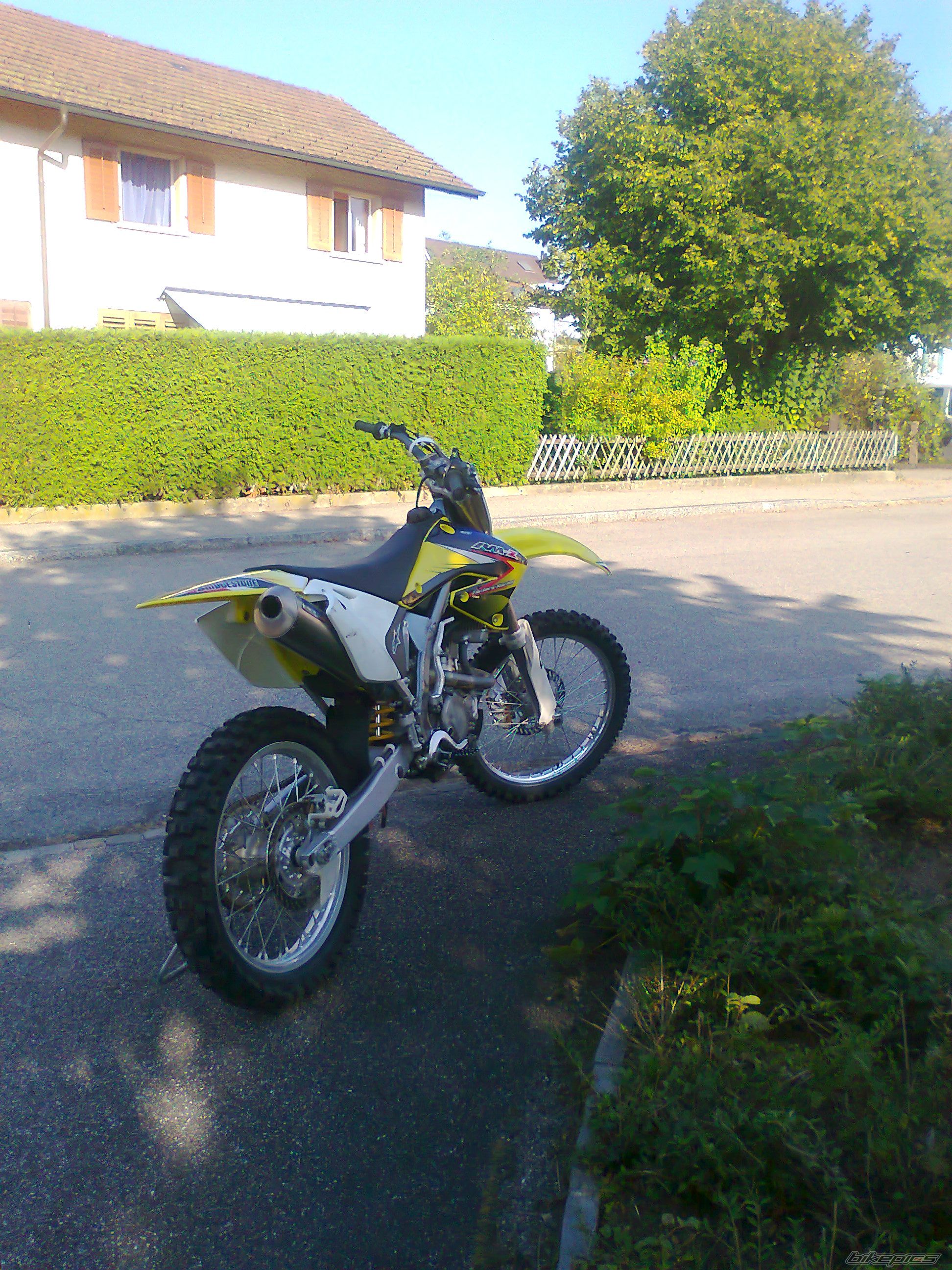 Photo 2455847
