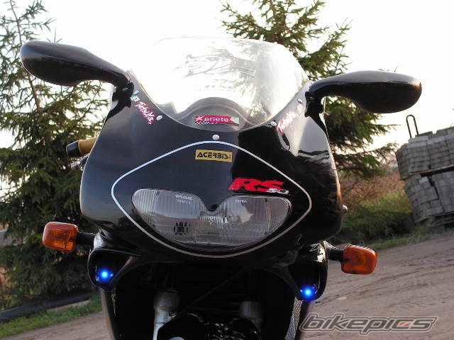 Photo 2456072