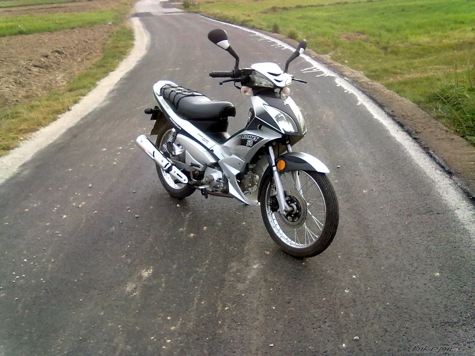 Bike Photo 2456073