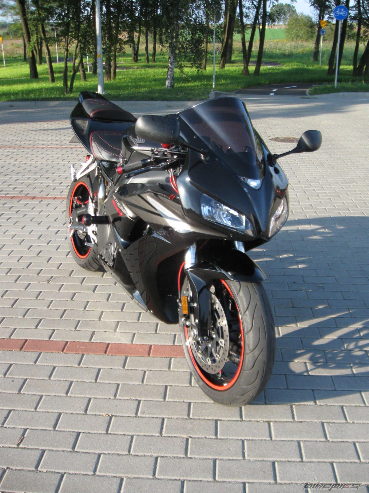 Photo 2456095